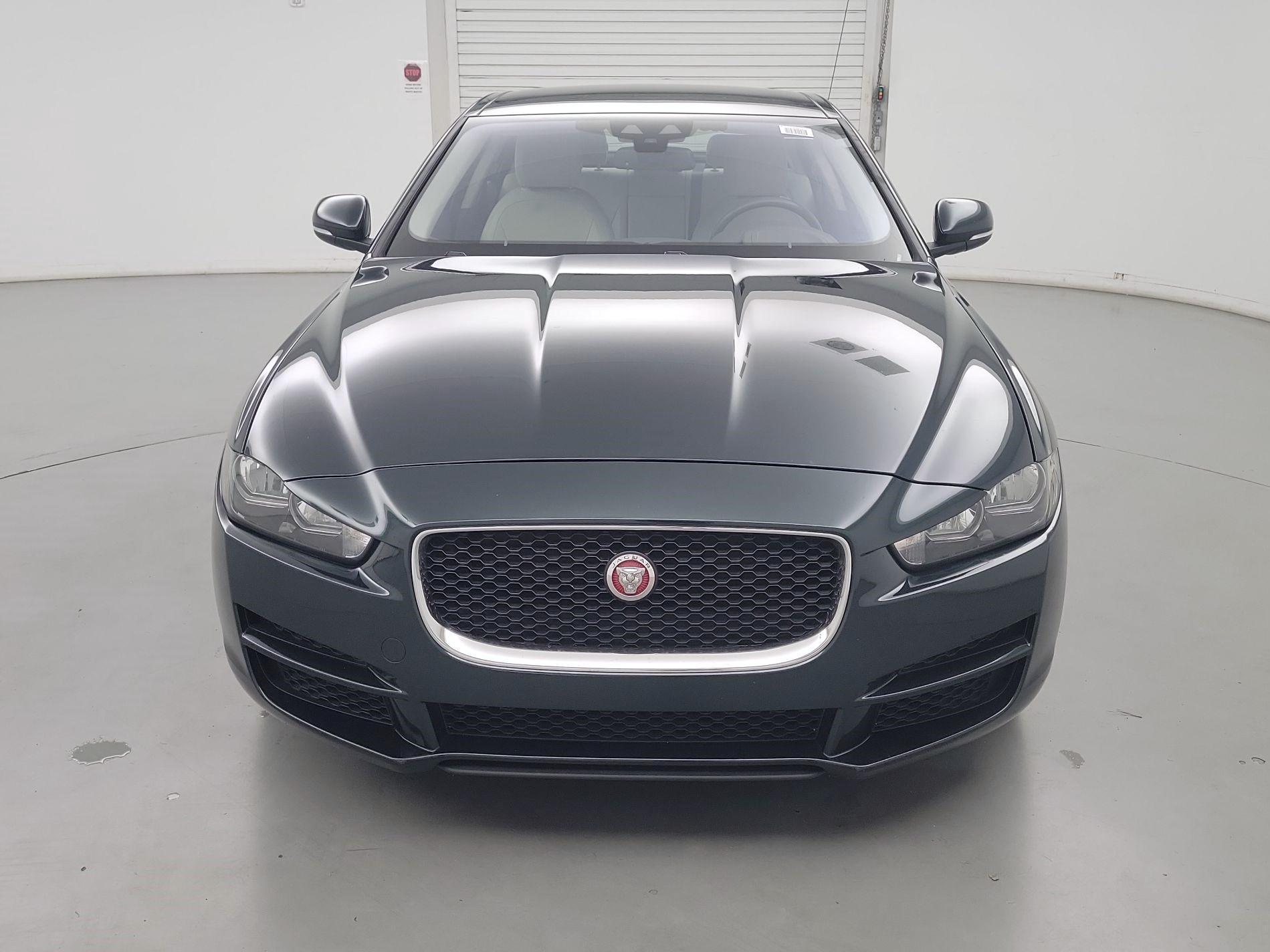 Thumbnail: 2017 Jaguar XE - 2