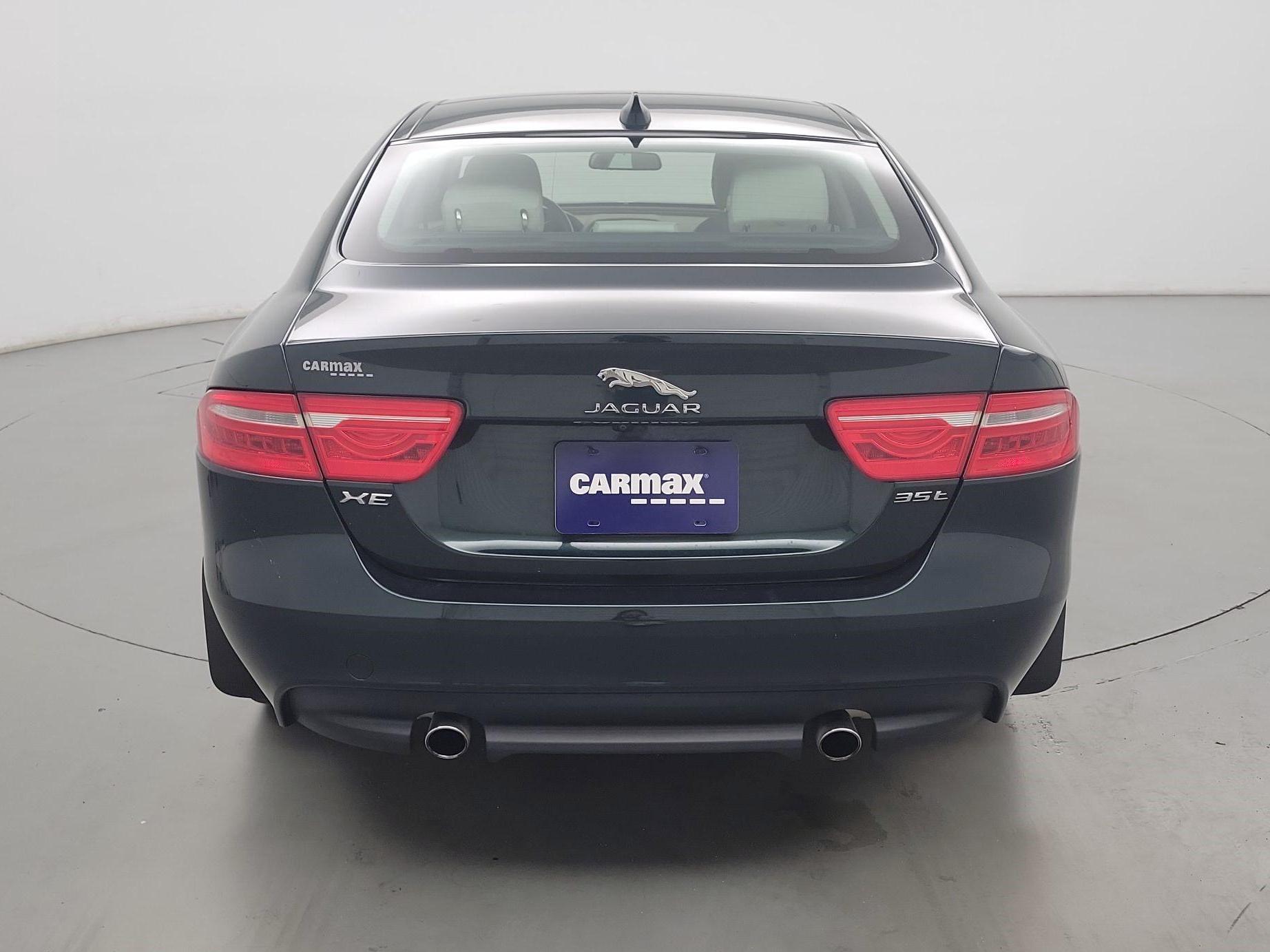 Thumbnail: 2017 Jaguar XE - 6
