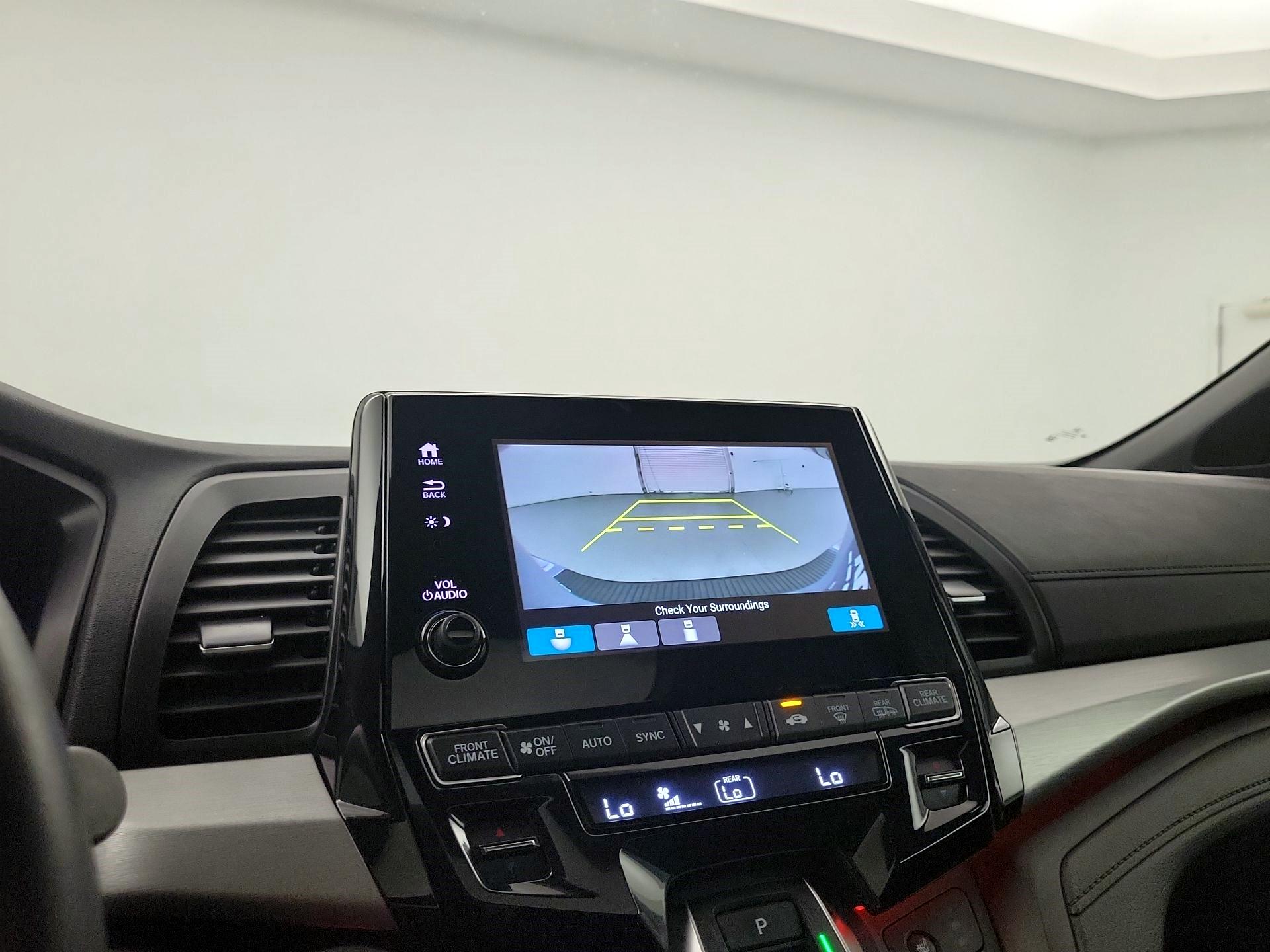 Thumbnail: 2023 Honda Odyssey - 12