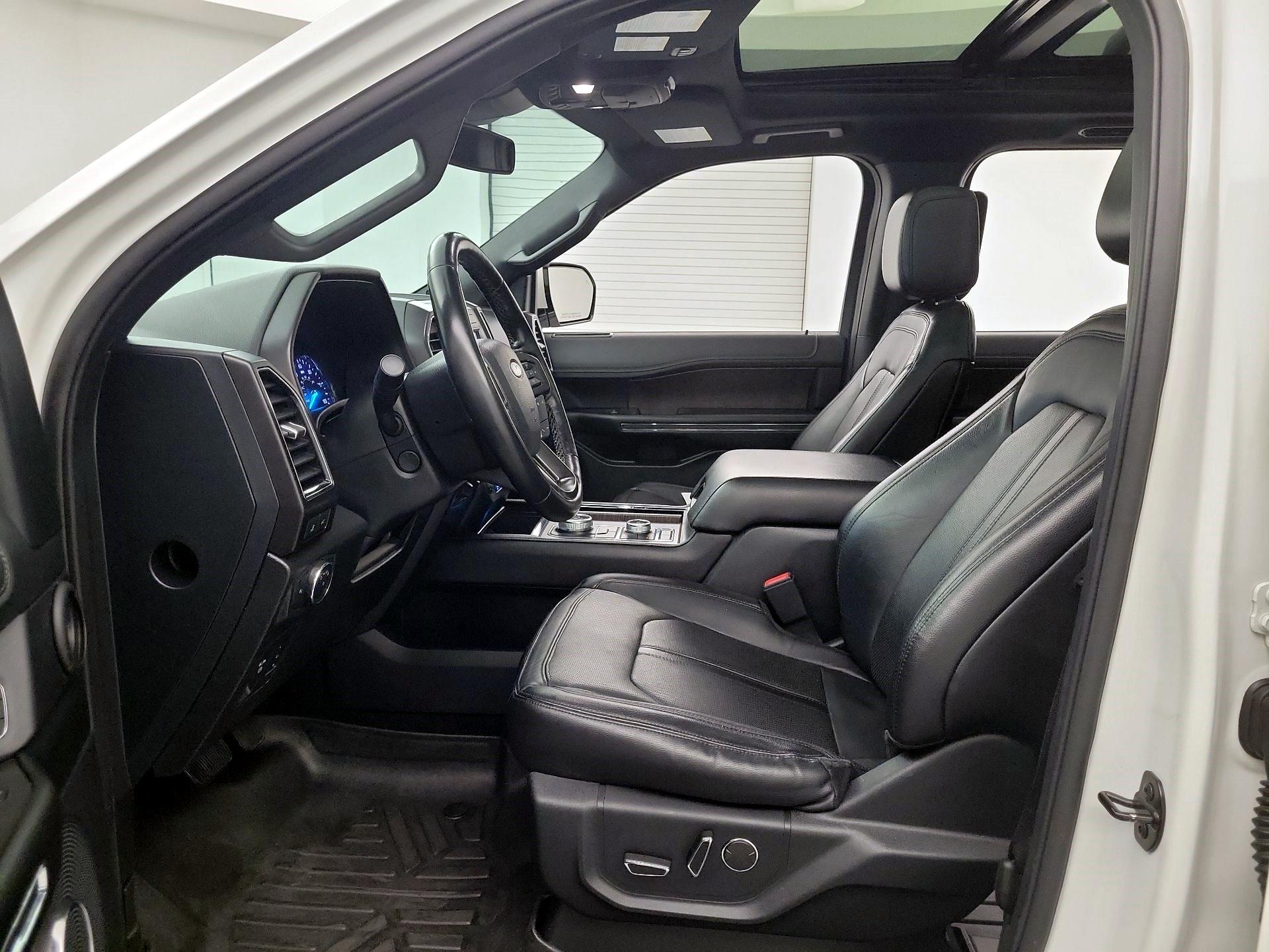 Thumbnail: 2020 Ford Expedition - 9