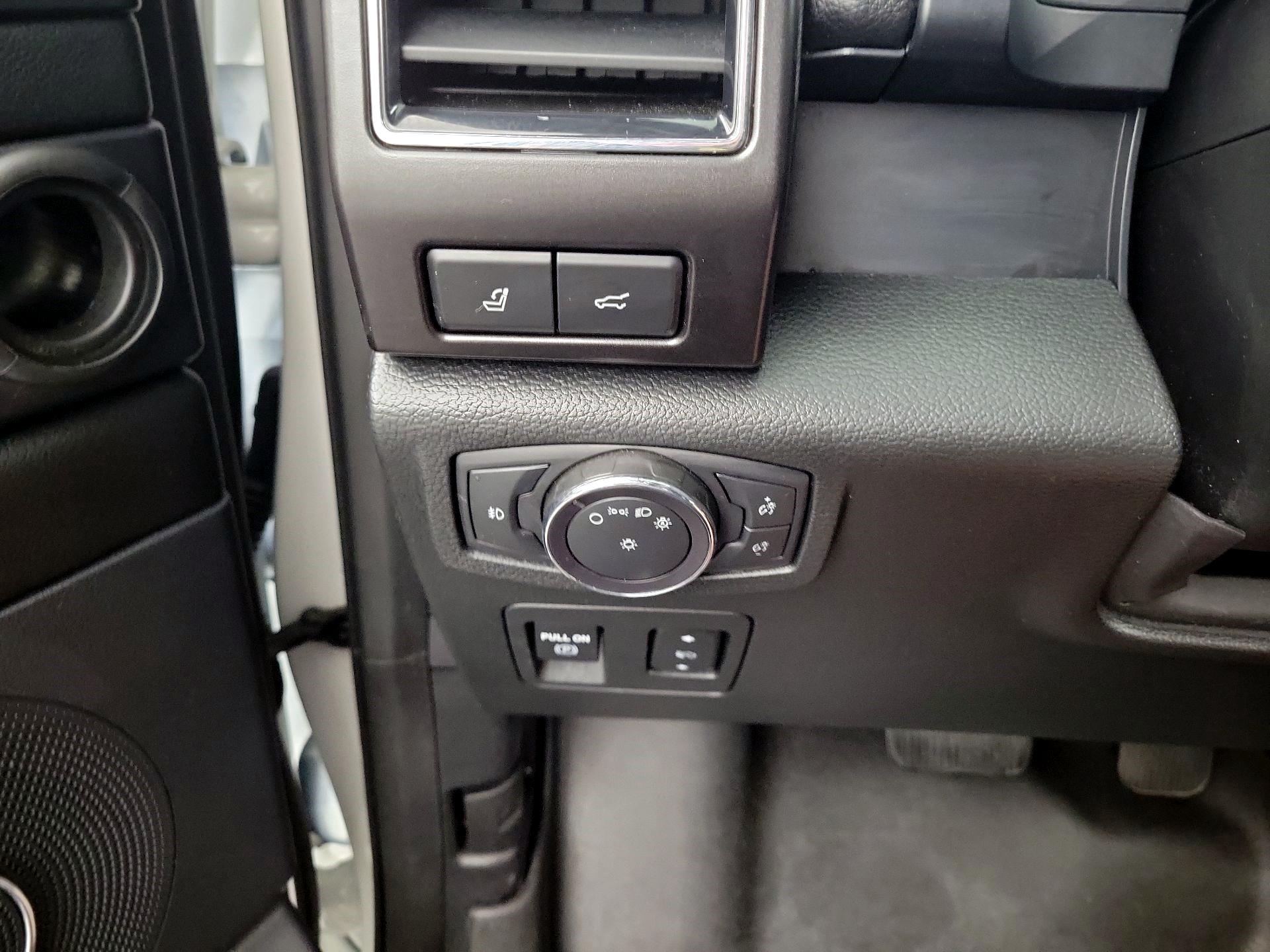 Thumbnail: 2020 Ford Expedition - 11