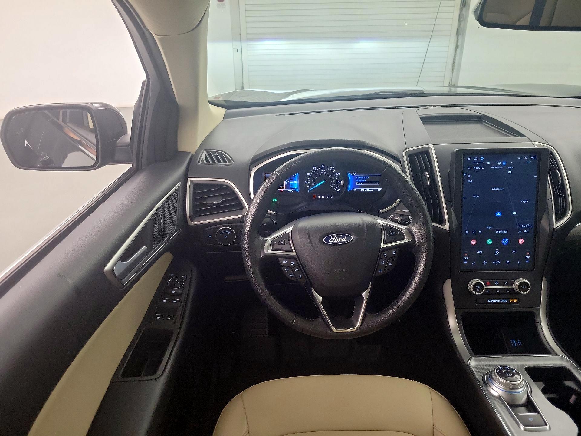 Thumbnail: 2021 Ford Edge - 10