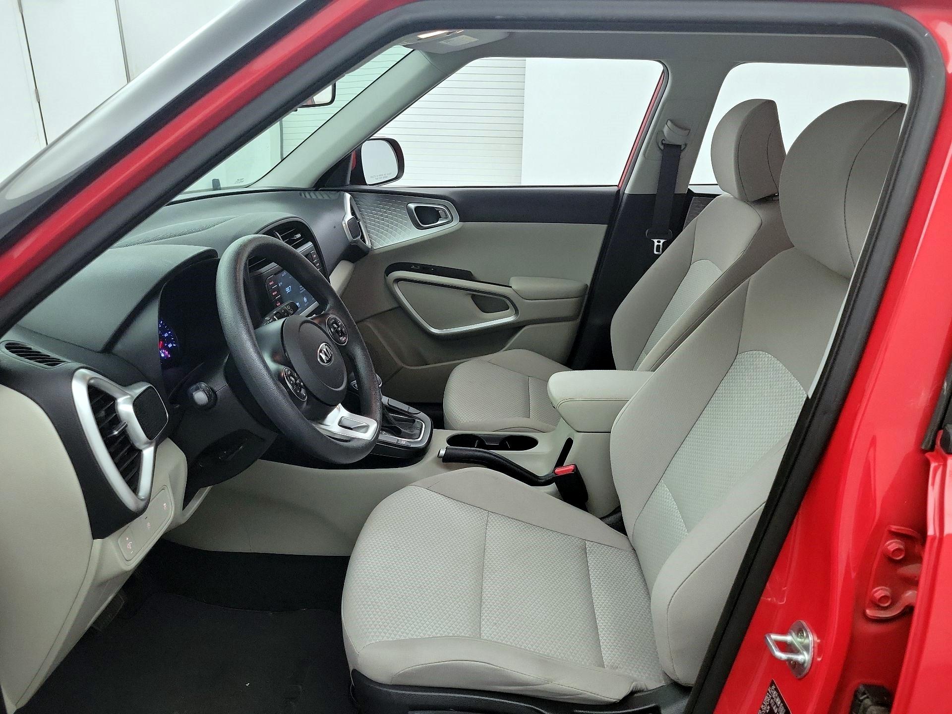 Thumbnail: 2020 Kia Soul - 9