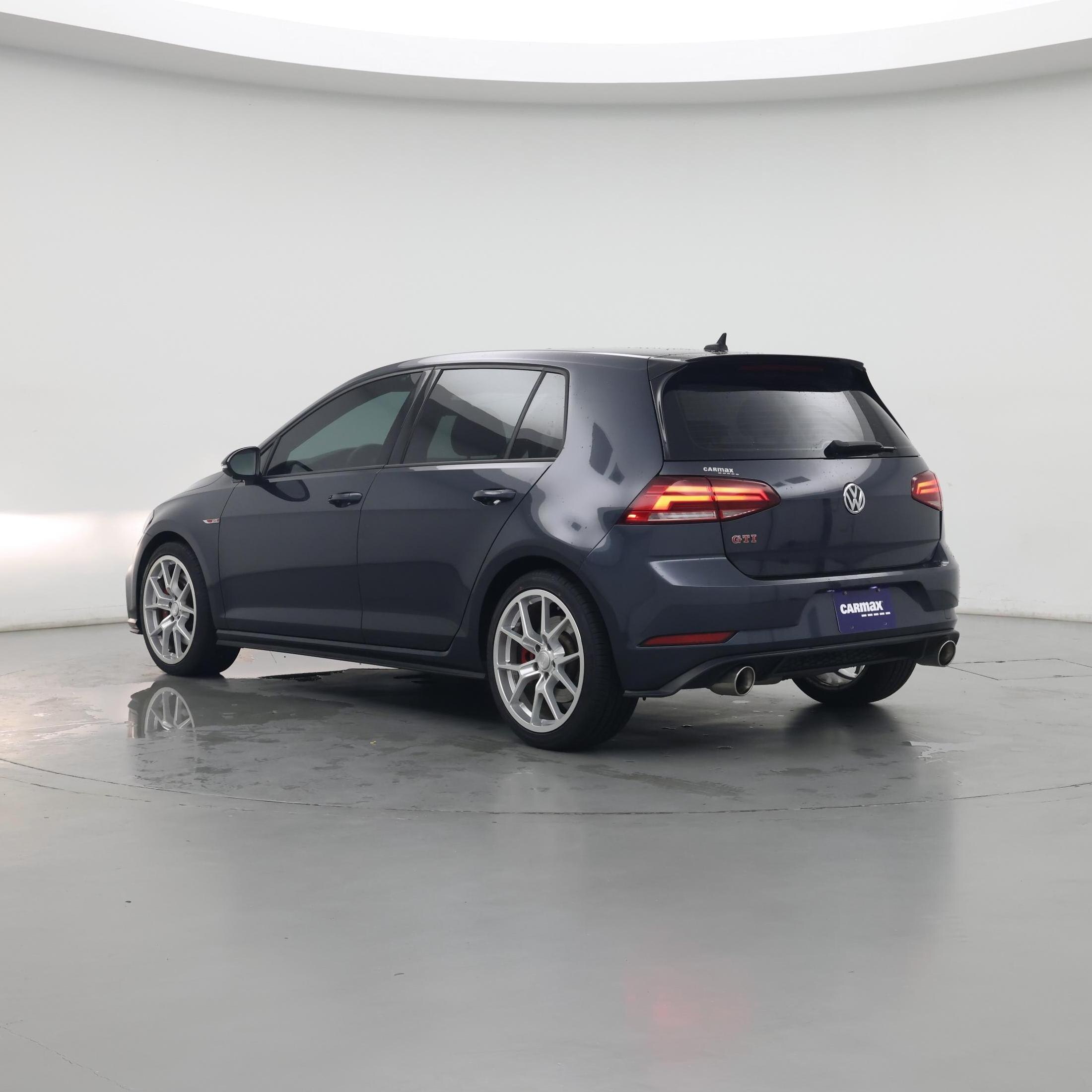 Thumbnail: 2021 Volkswagen Golf - 3