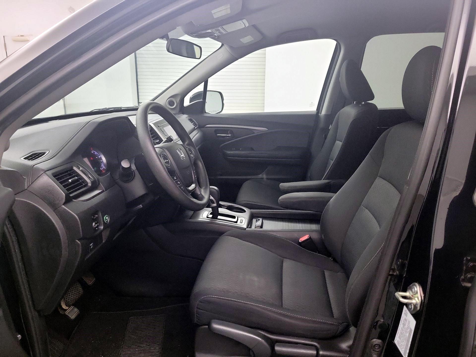 Thumbnail: 2019 Honda Ridgeline - 9