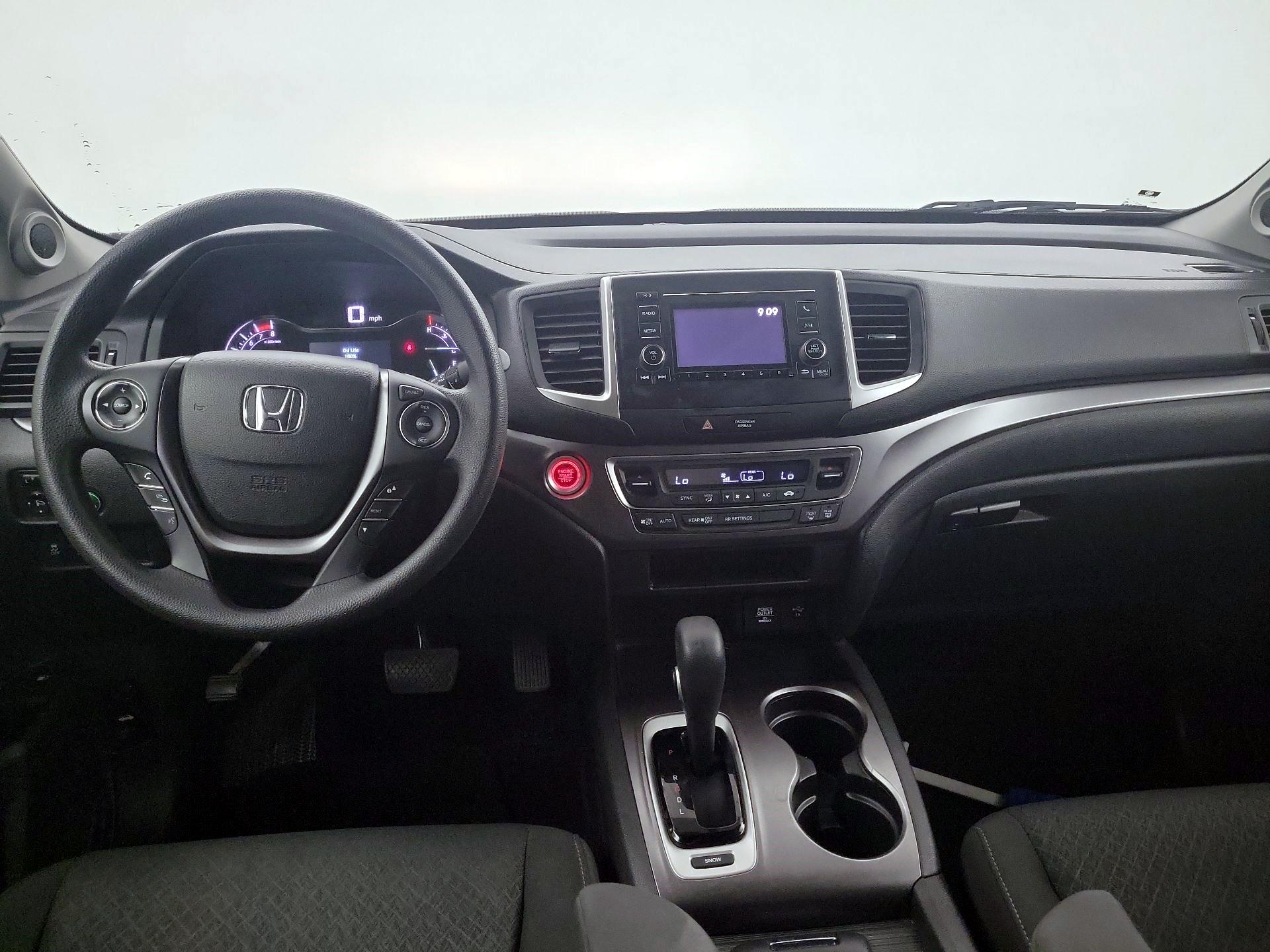 Thumbnail: 2019 Honda Ridgeline - 8