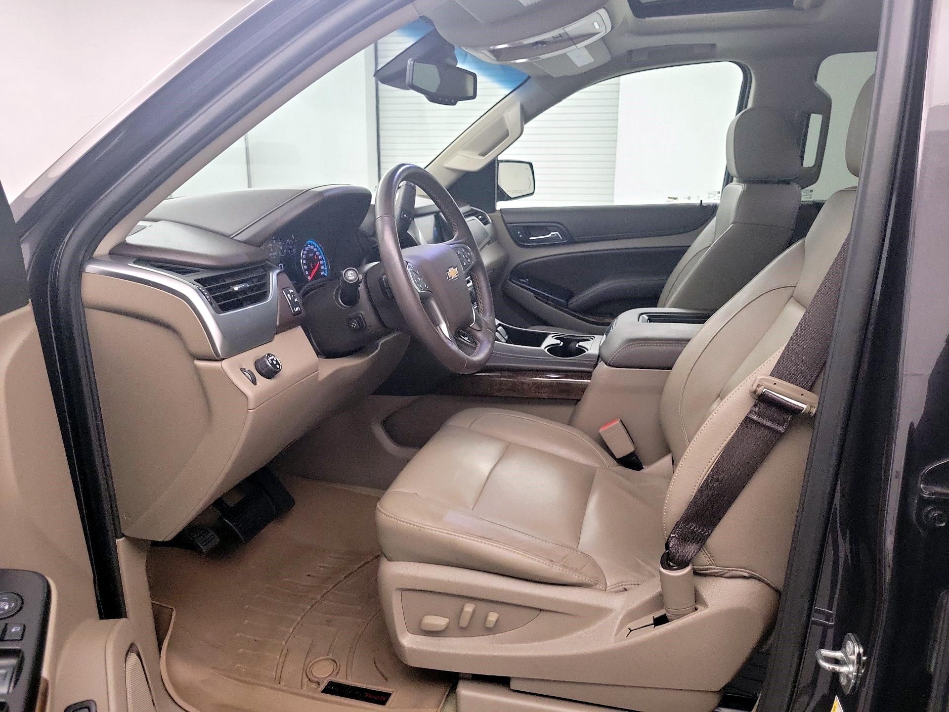 Thumbnail: 2017 Chevrolet Tahoe - 9