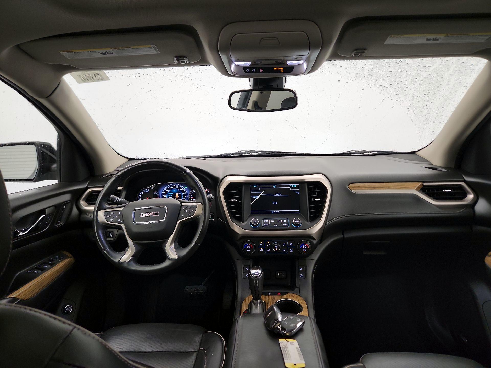 Thumbnail: 2017 GMC Acadia - 9