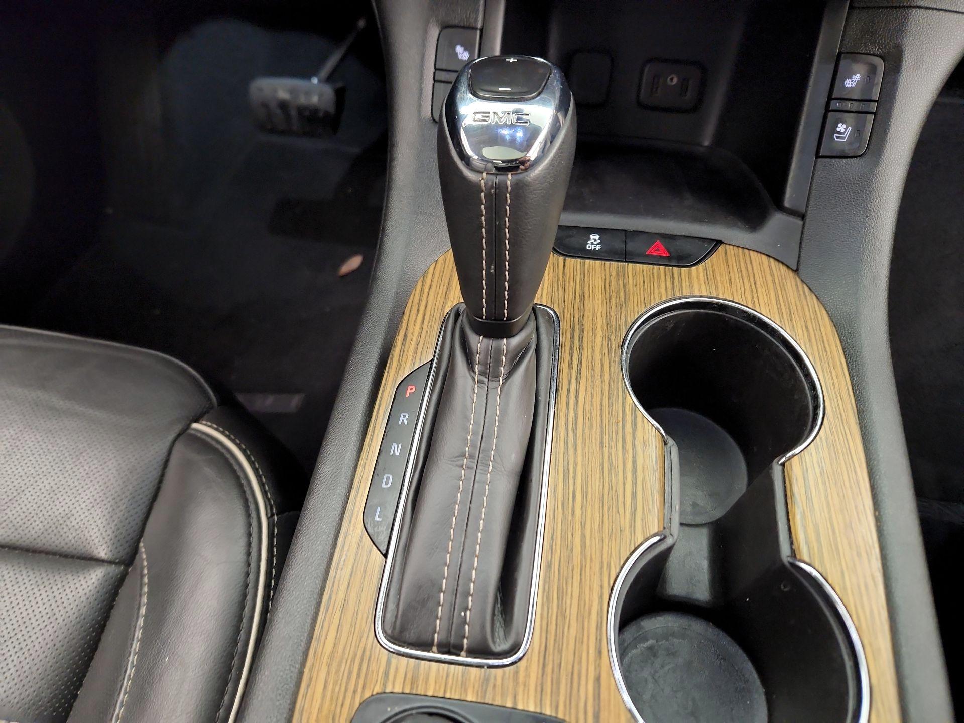 Thumbnail: 2017 GMC Acadia - 18