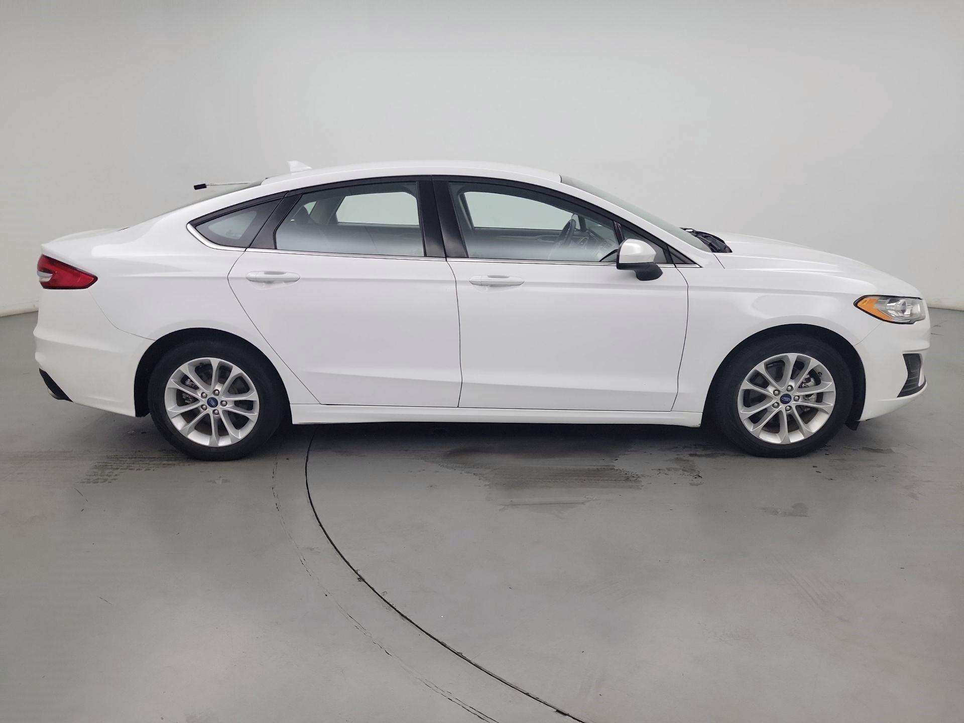 Thumbnail: 2020 Ford Fusion - 4