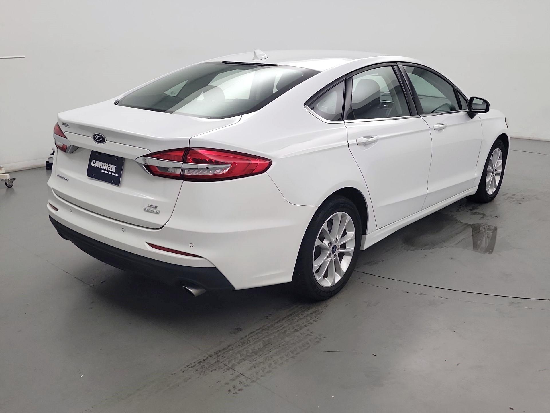 Thumbnail: 2020 Ford Fusion - 5