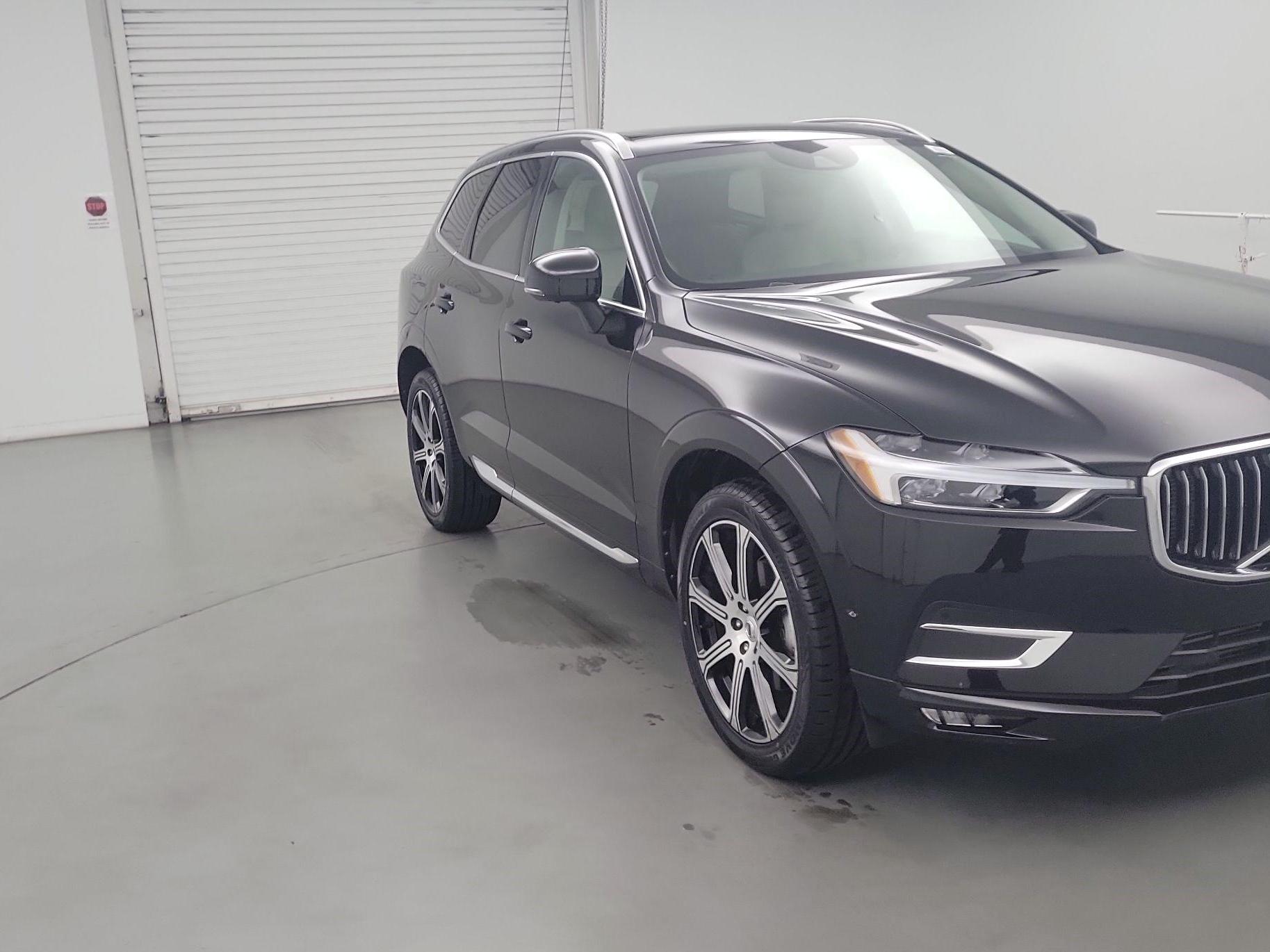Thumbnail: 2021 Volvo XC60 - 1