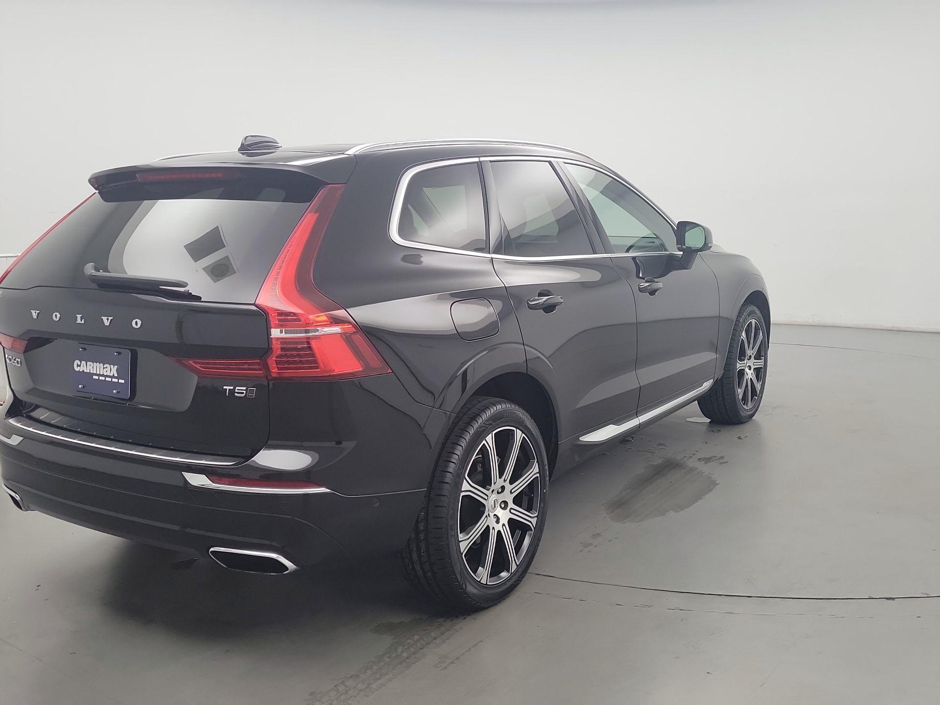 Thumbnail: 2021 Volvo XC60 - 5