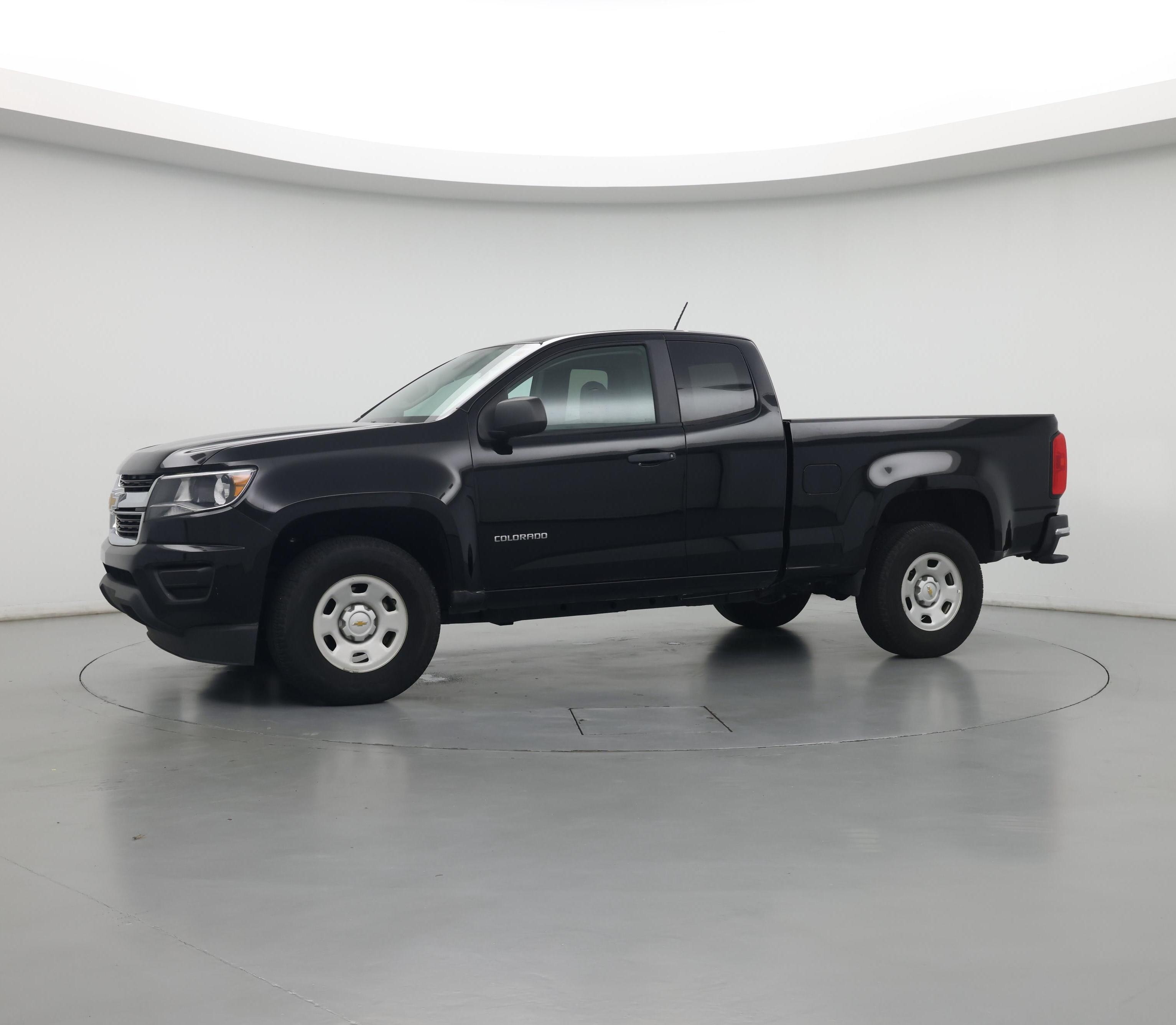 Thumbnail: 2020 Chevrolet Colorado - 3