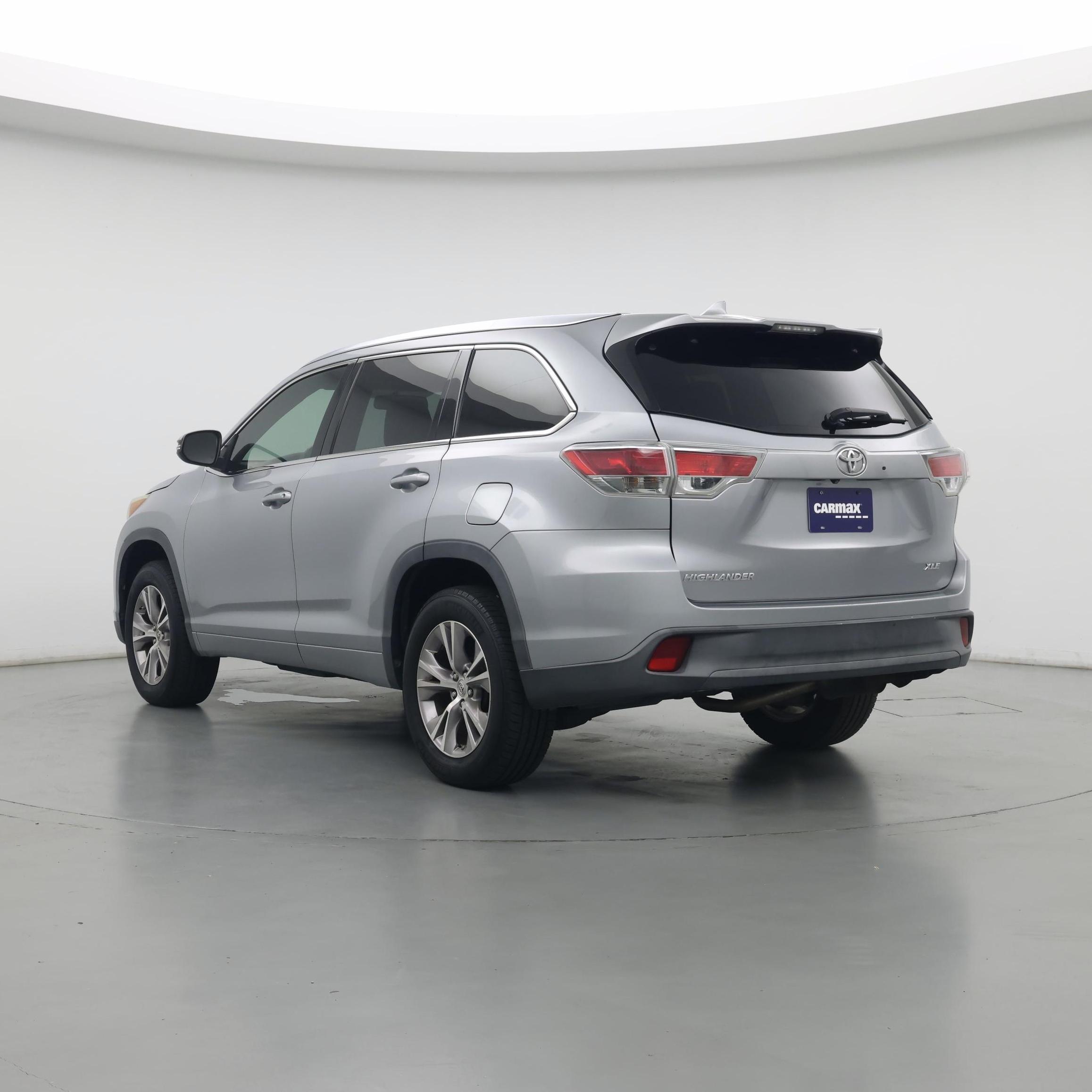 Thumbnail: 2015 Toyota Highlander - 2