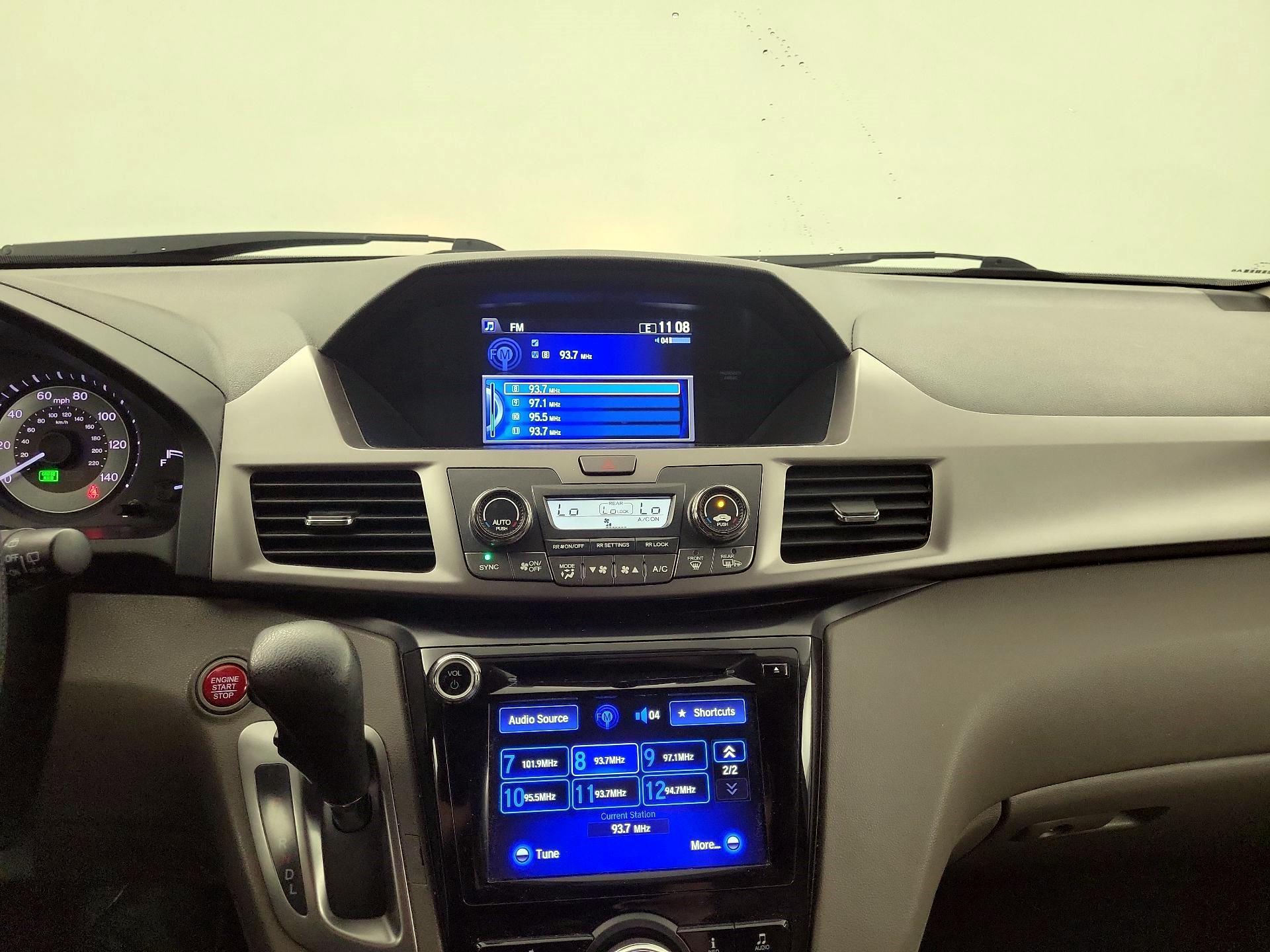 Thumbnail: 2016 Honda Odyssey - 13