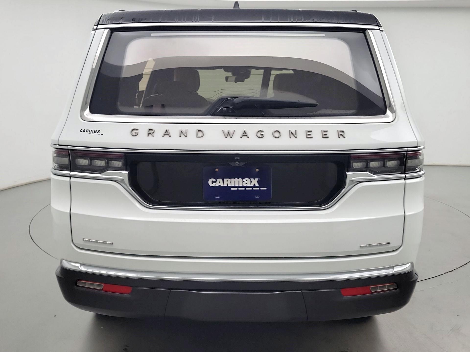 Thumbnail: 2022 Jeep Grand Wagoneer - 6