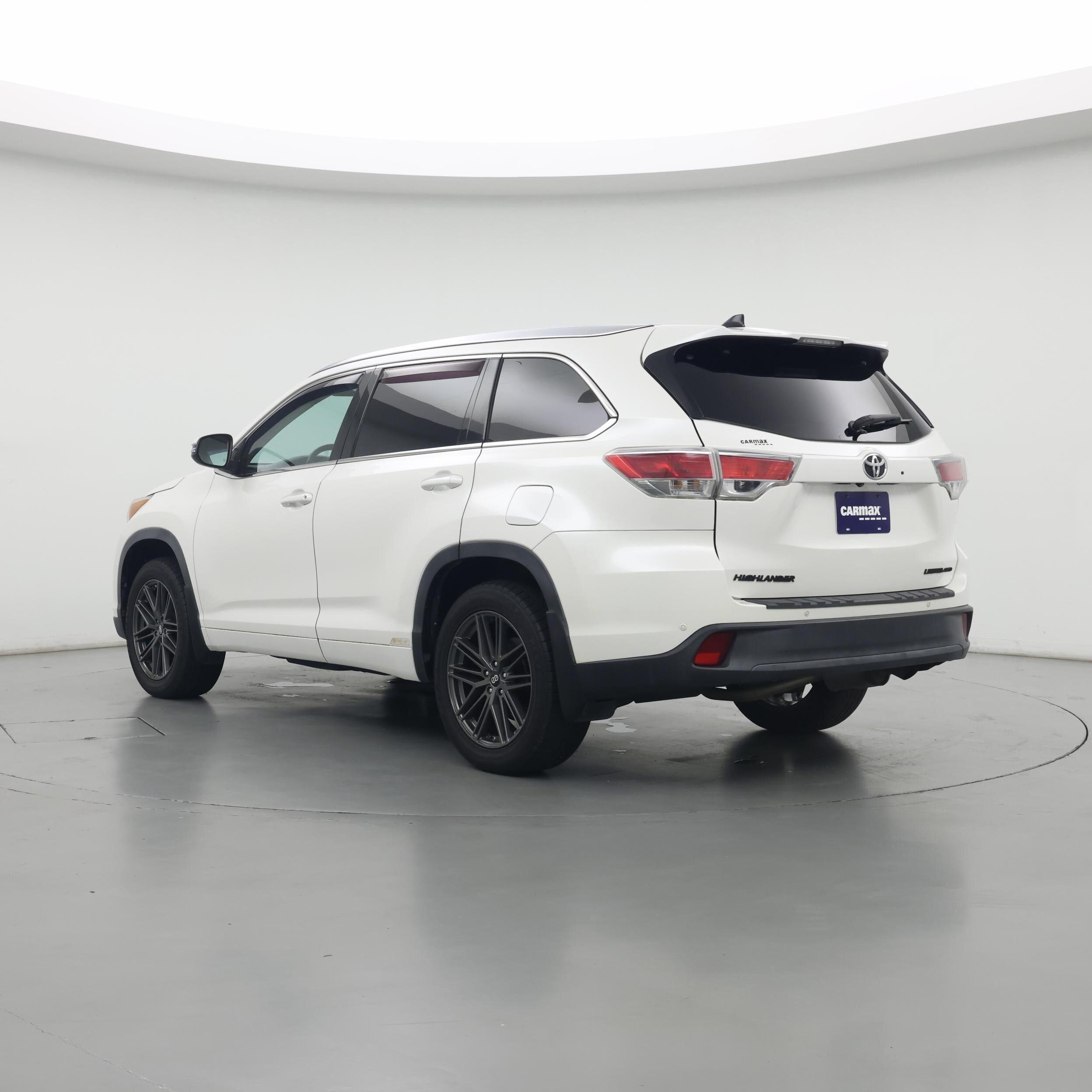 Thumbnail: 2014 Toyota Highlander - 2