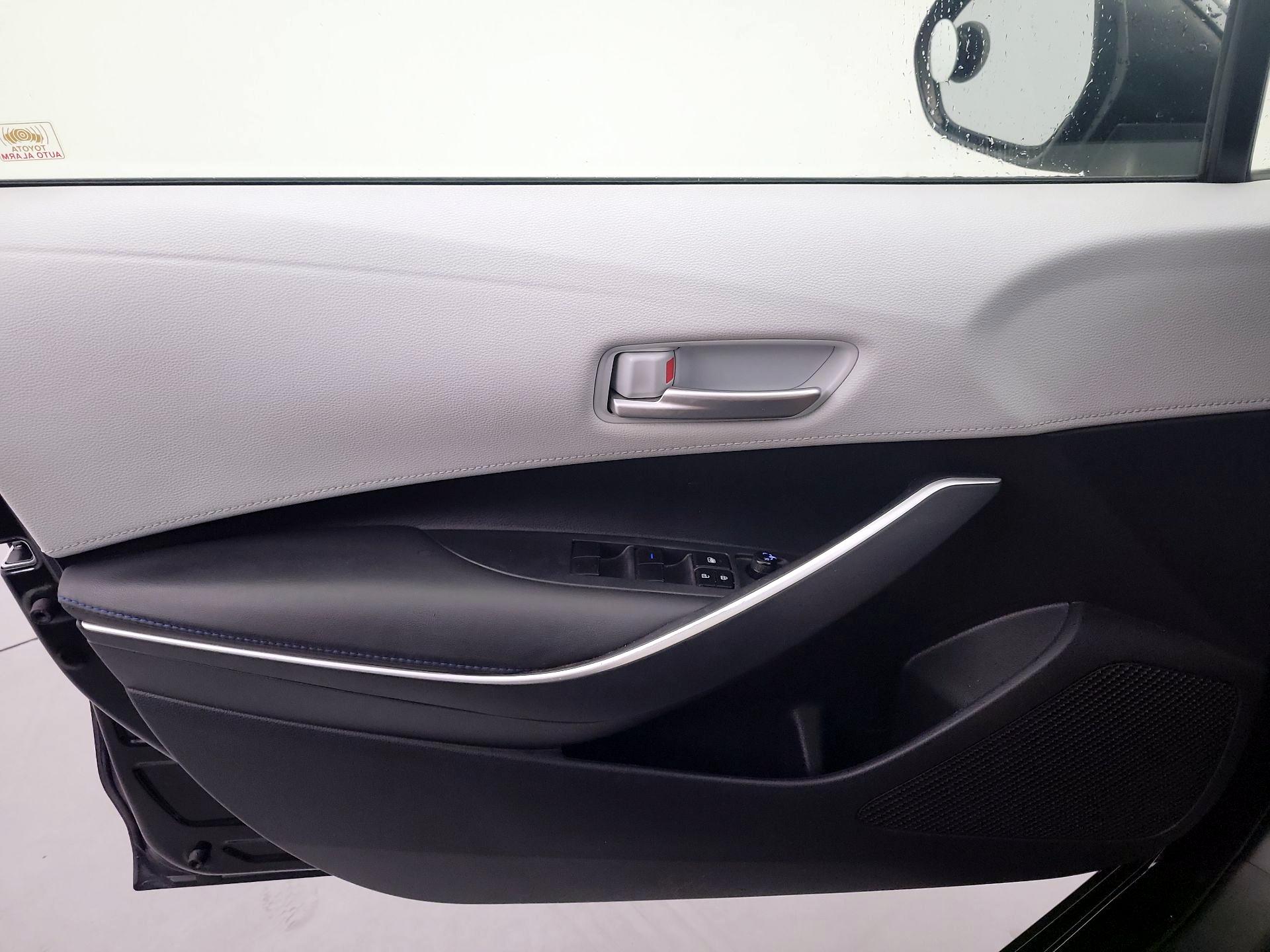 Thumbnail: 2020 Toyota Corolla - 12