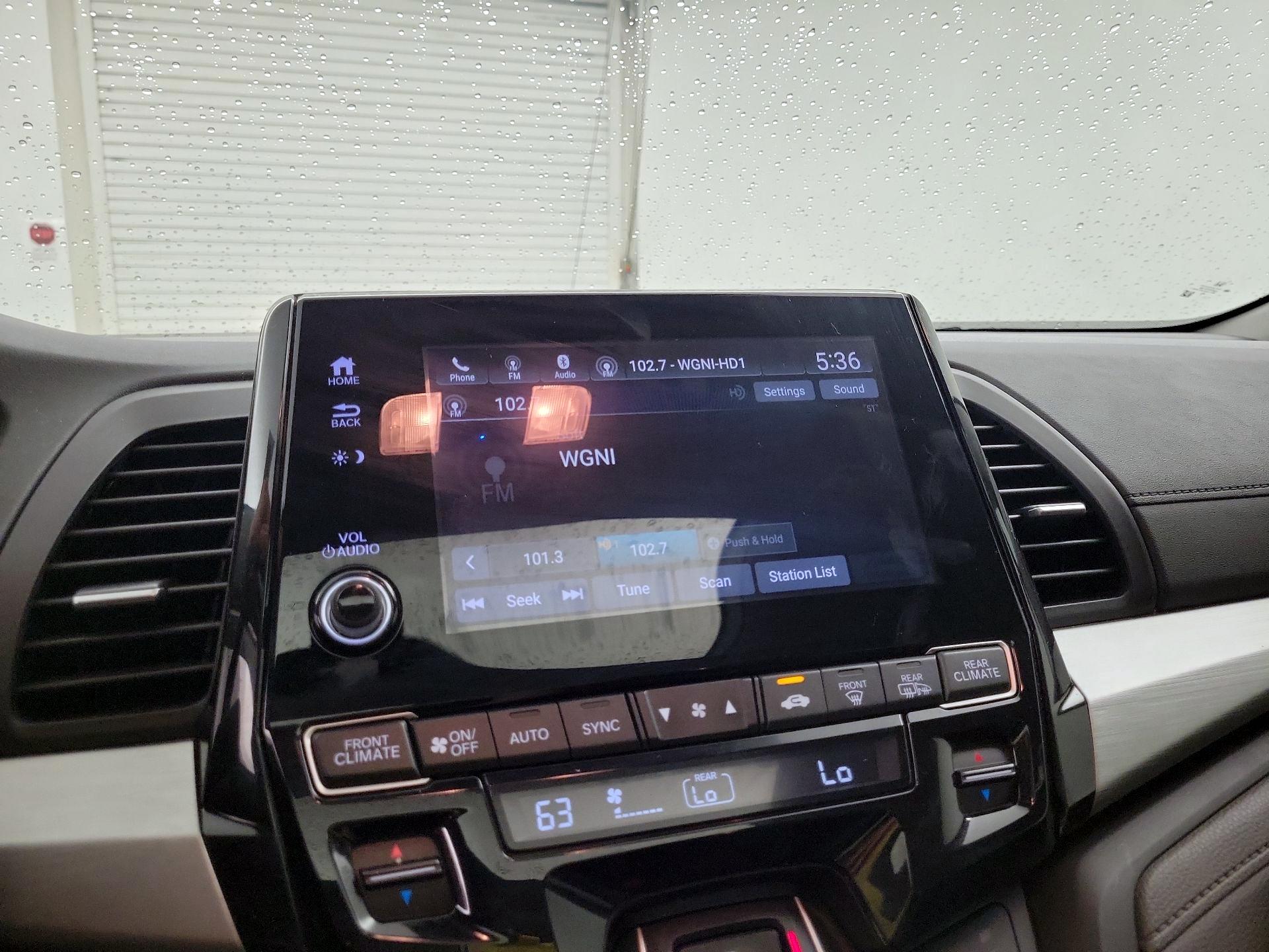 Thumbnail: 2018 Honda Odyssey - 15