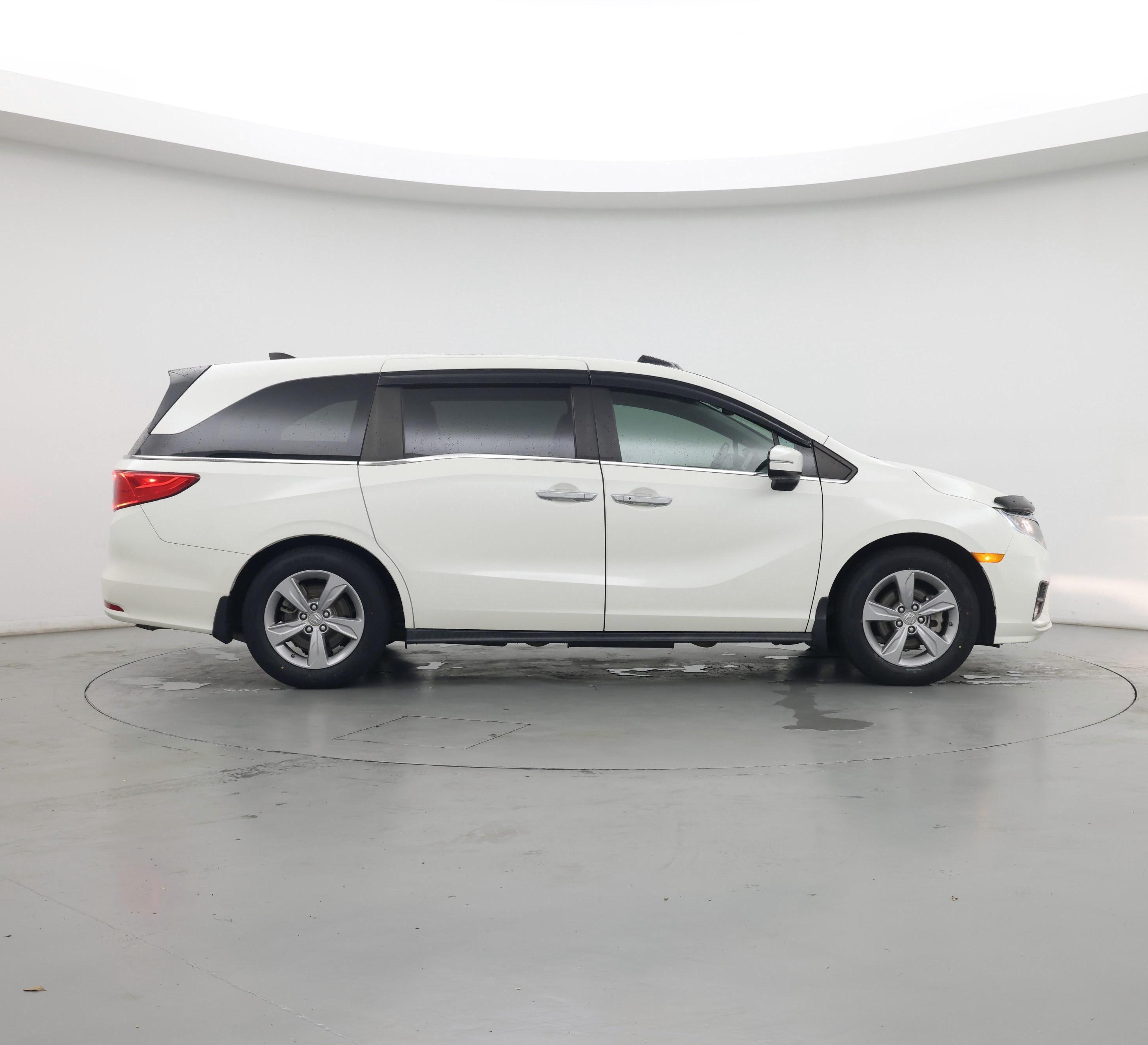 Thumbnail: 2018 Honda Odyssey - 7