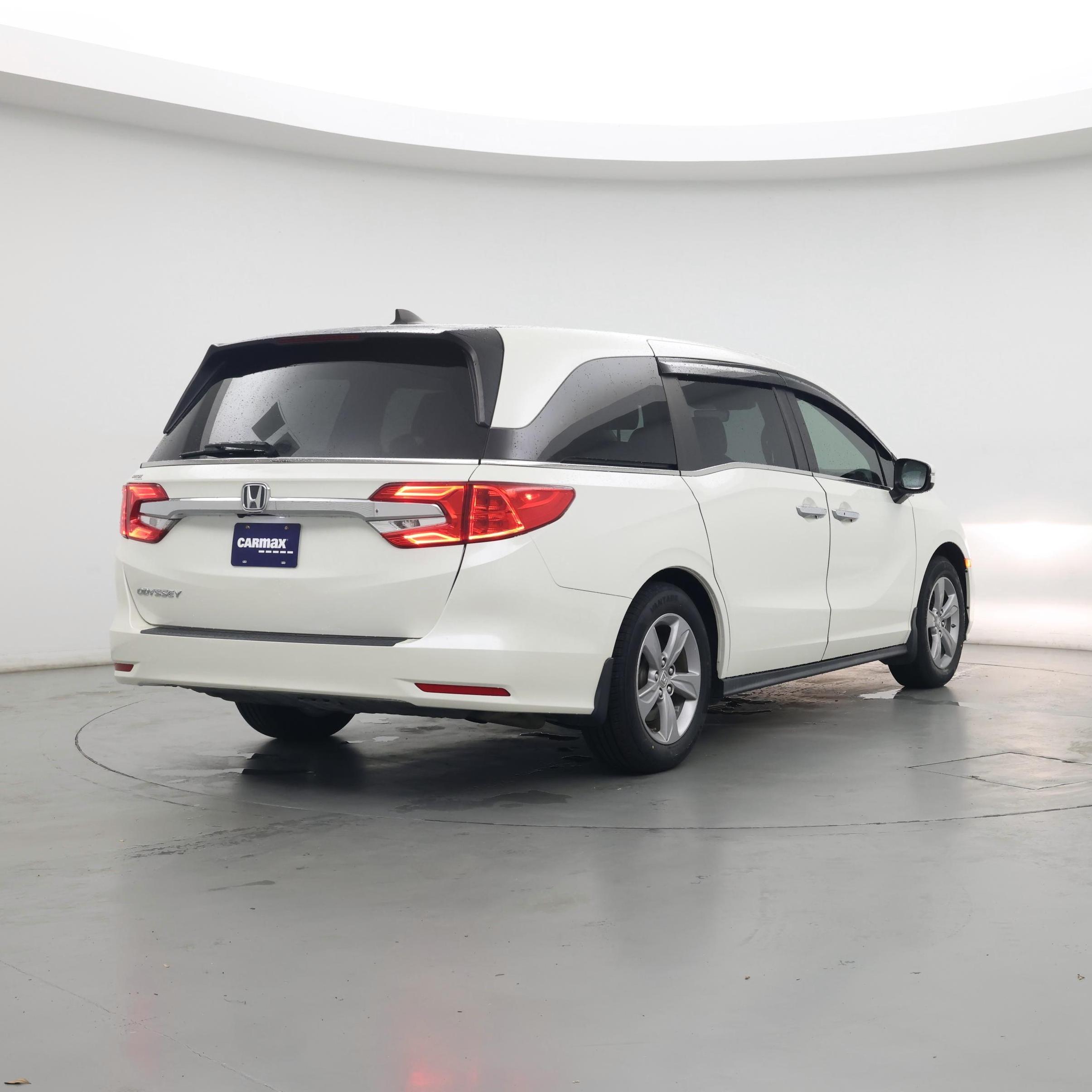 Thumbnail: 2018 Honda Odyssey - 8