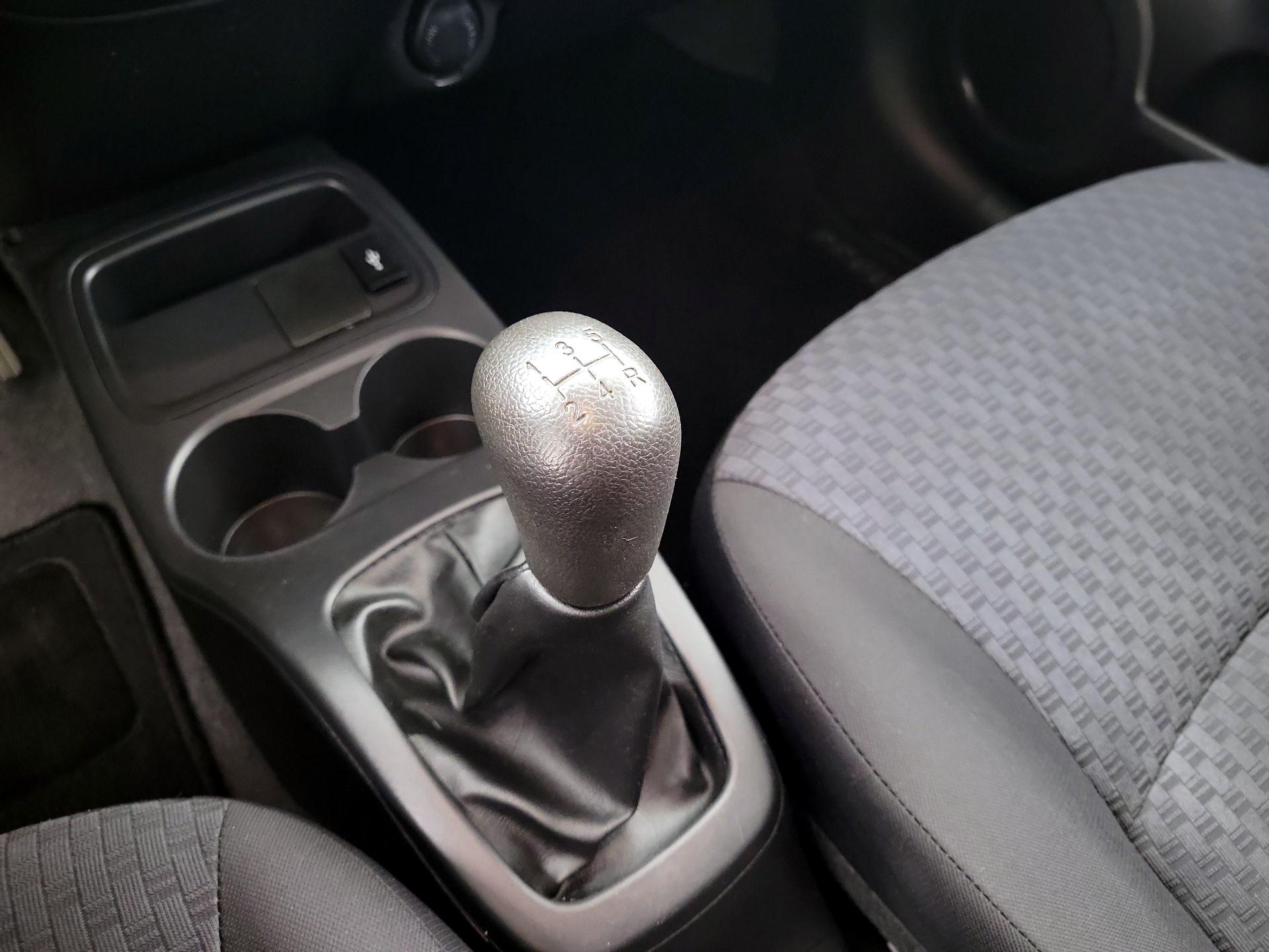 Thumbnail: 2019 Mitsubishi Mirage - 17