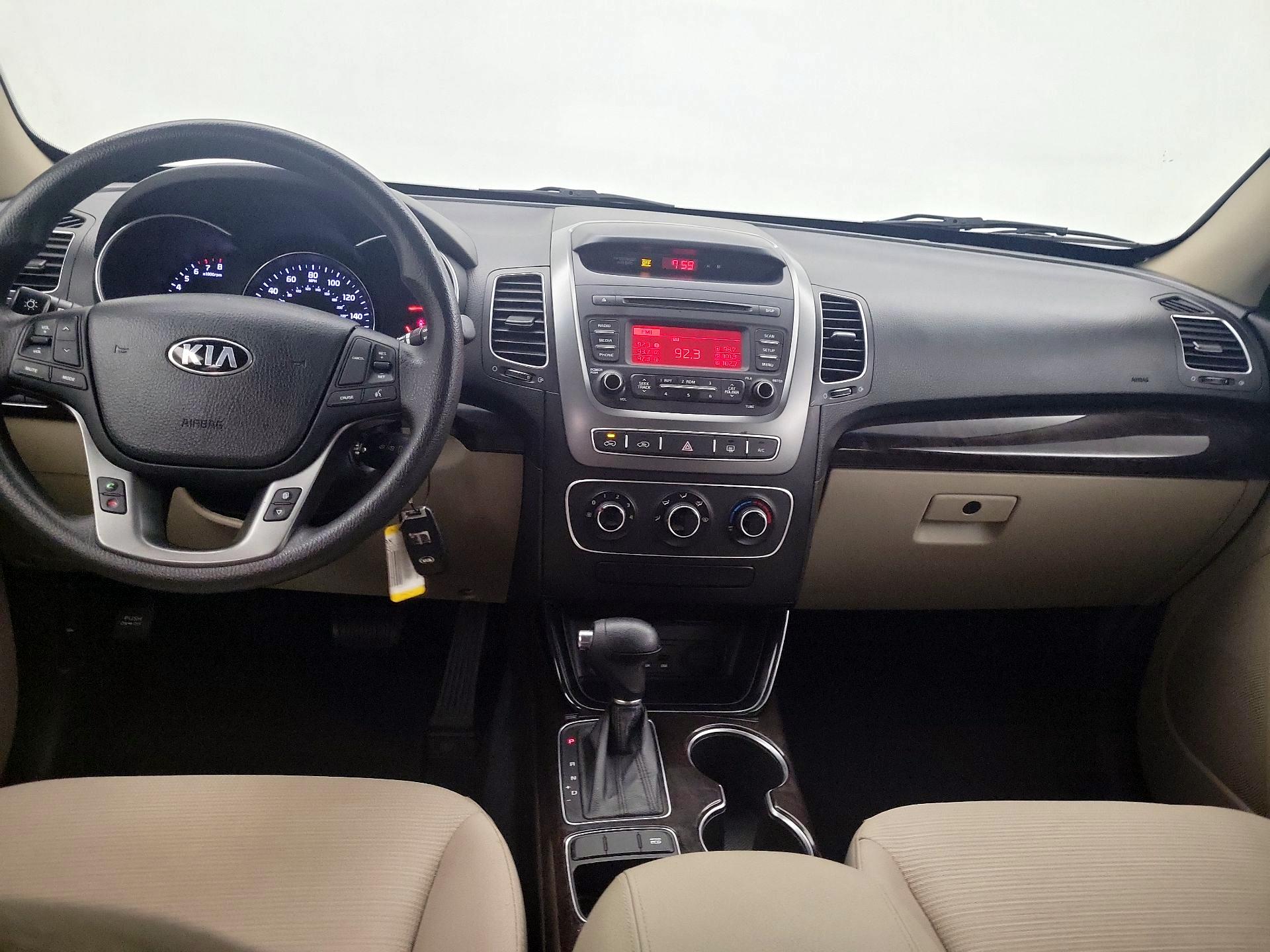 Thumbnail: 2015 Kia Sorento - 9