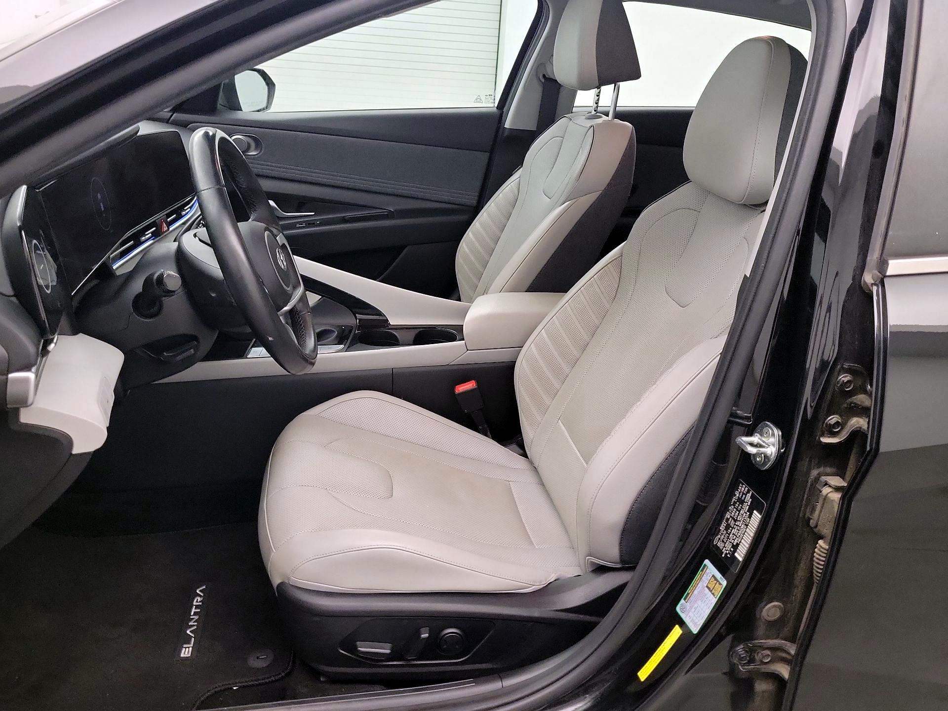 Thumbnail: 2021 Hyundai Elantra - 11