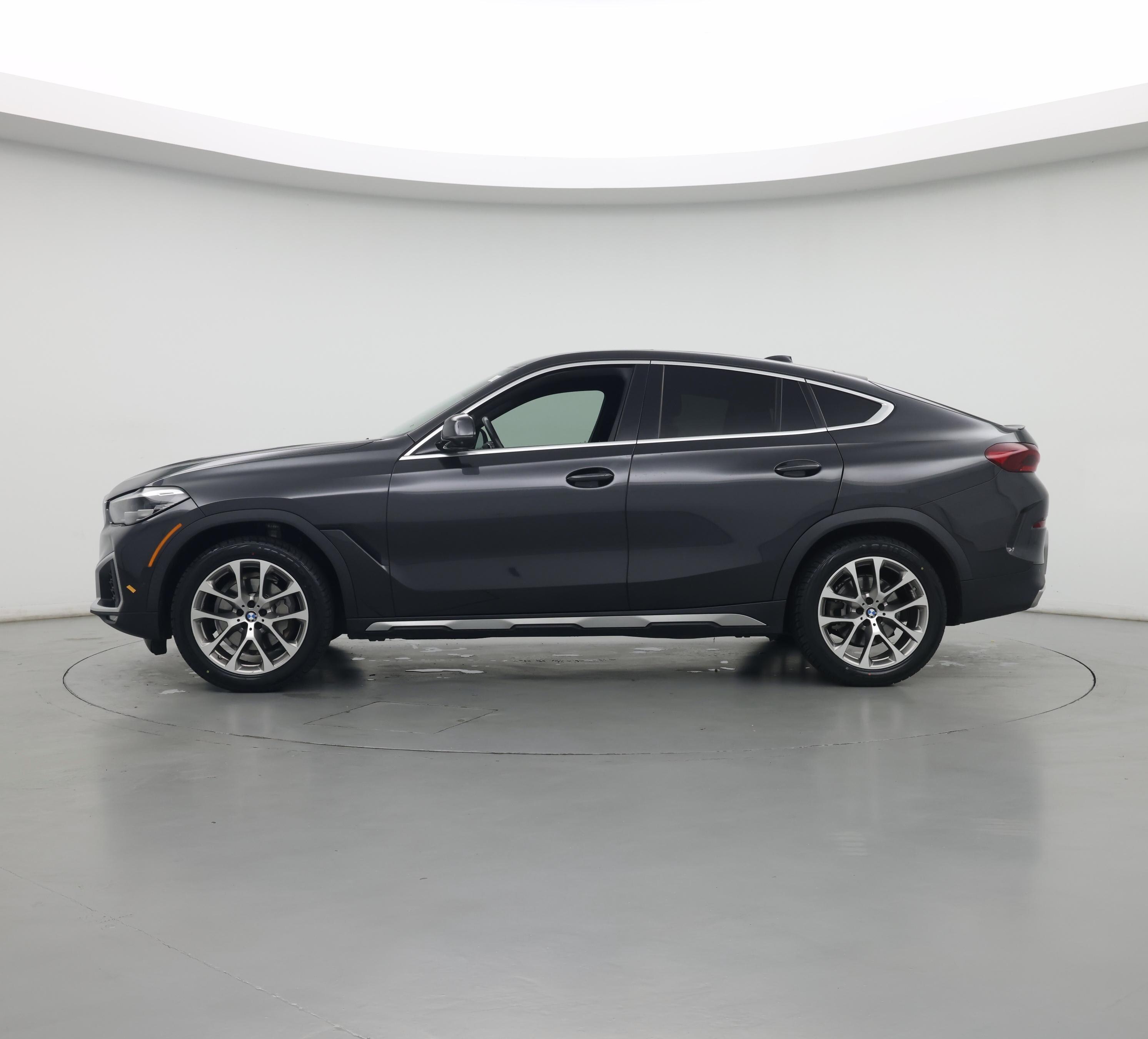 Thumbnail: 2021 BMW X6 - 3