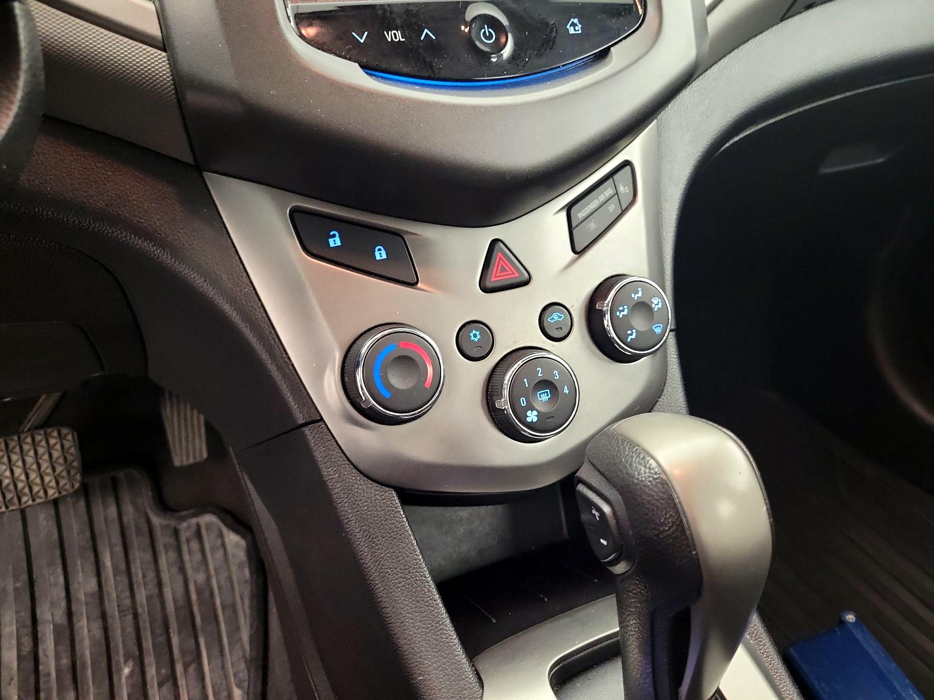 Thumbnail: 2016 Chevrolet Sonic - 15