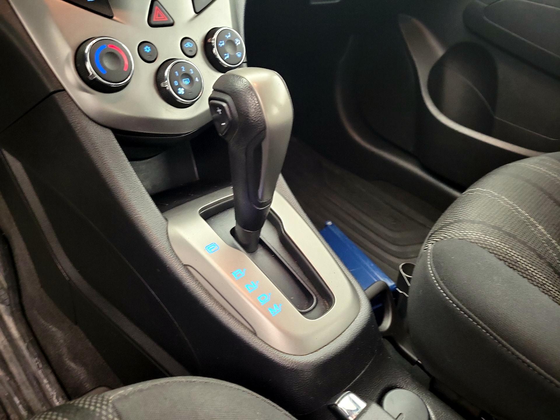 Thumbnail: 2016 Chevrolet Sonic - 16