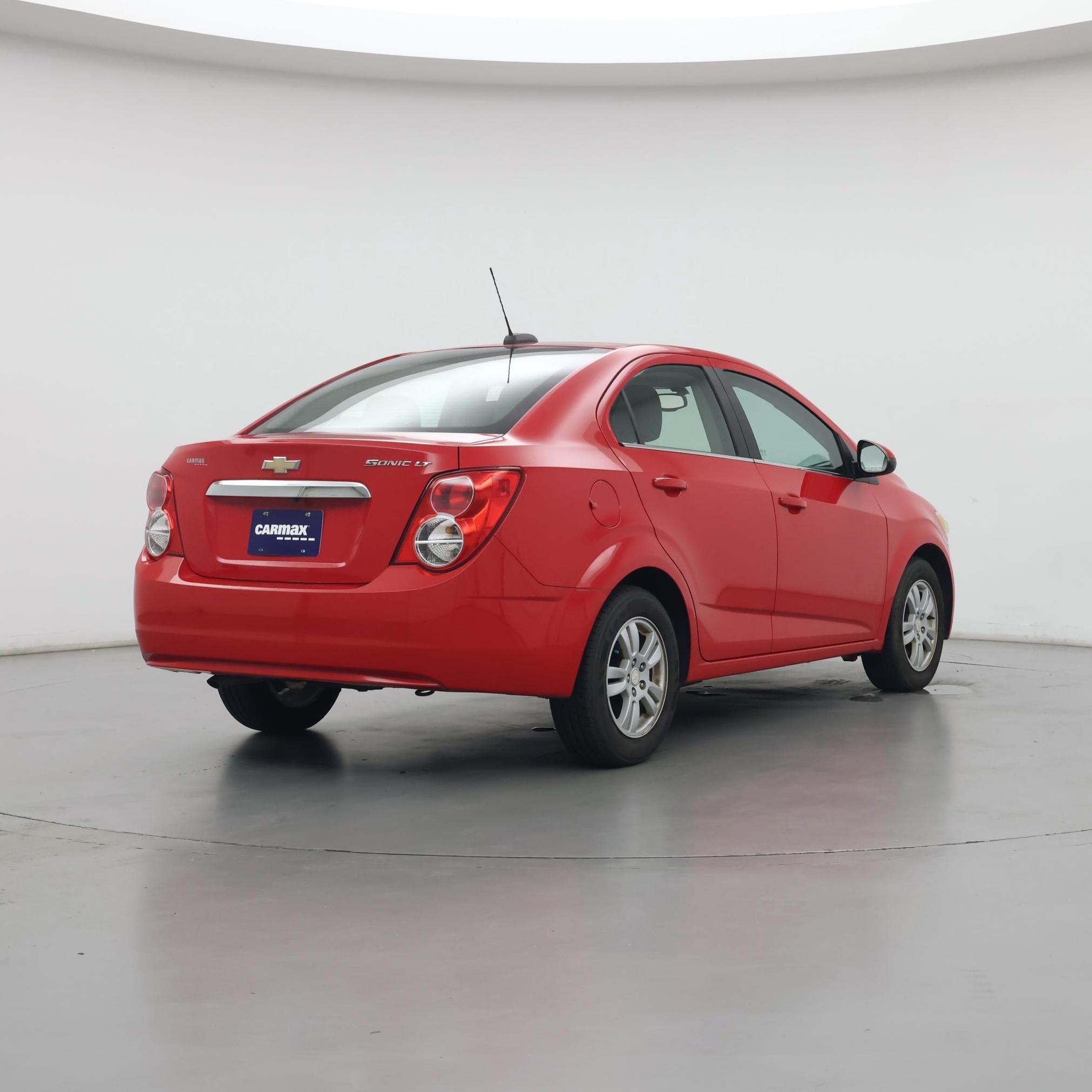 Thumbnail: 2016 Chevrolet Sonic - 8