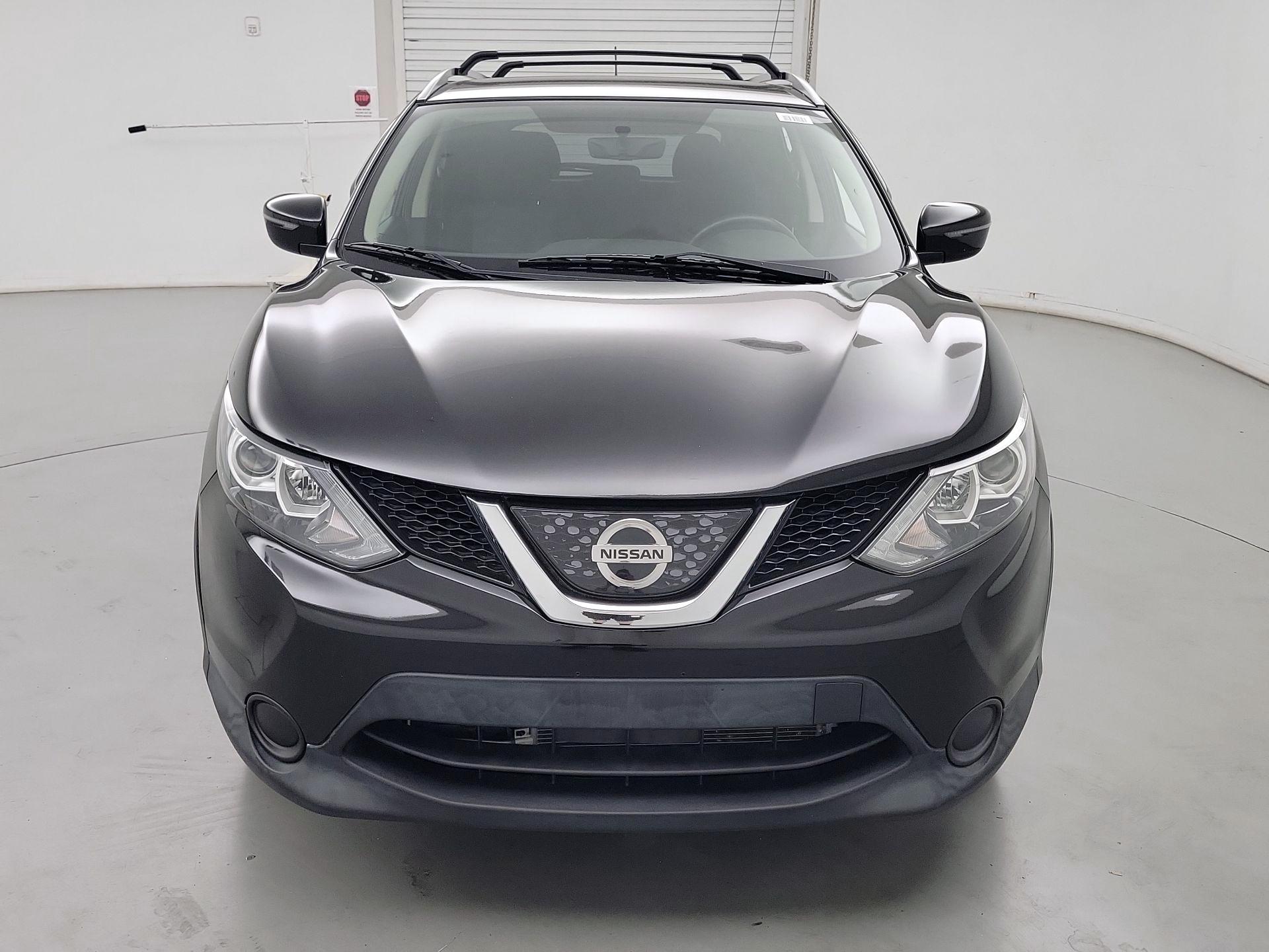 Thumbnail: 2018 Nissan Rogue Sport - 2