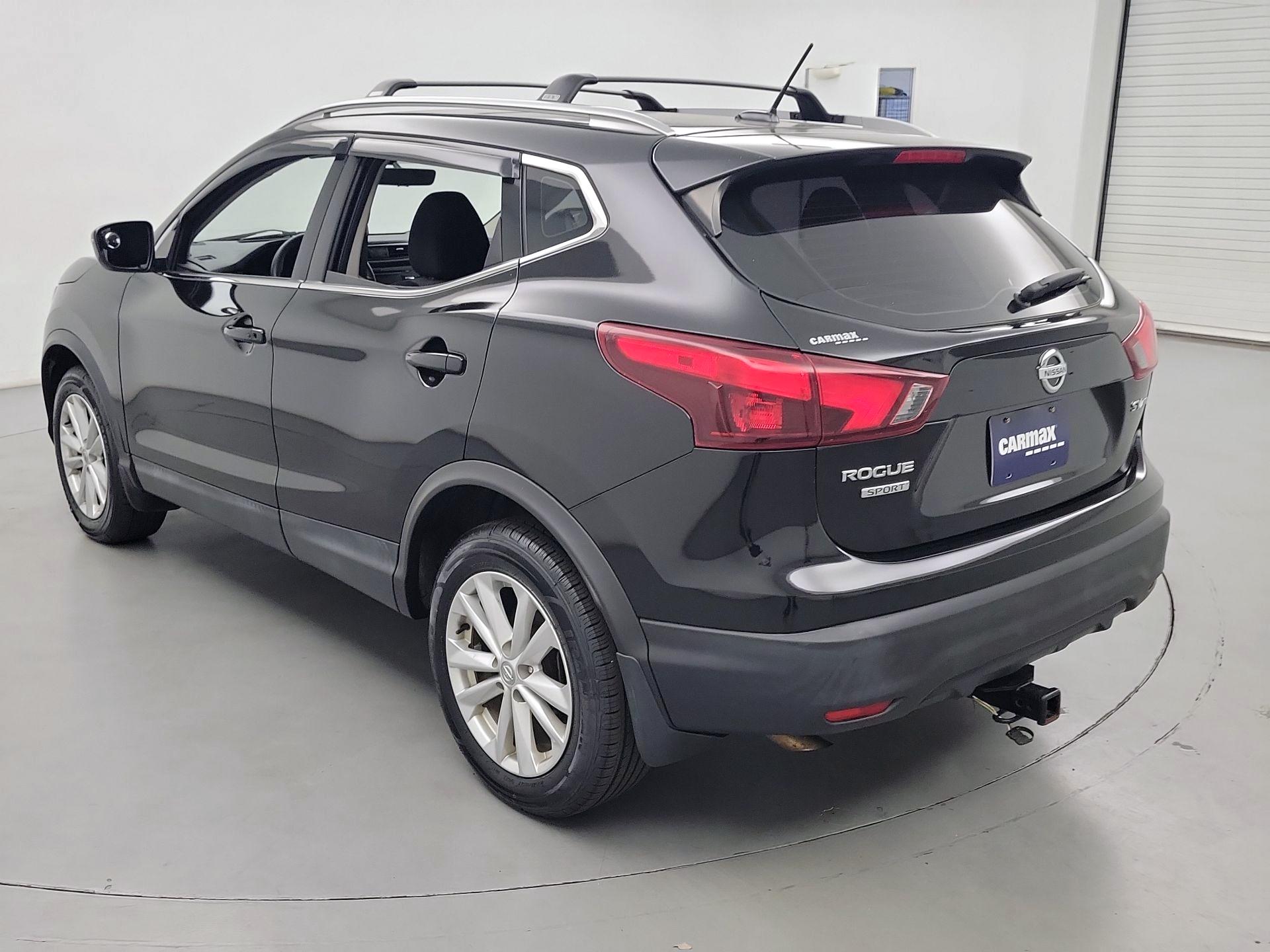 Thumbnail: 2018 Nissan Rogue Sport - 7