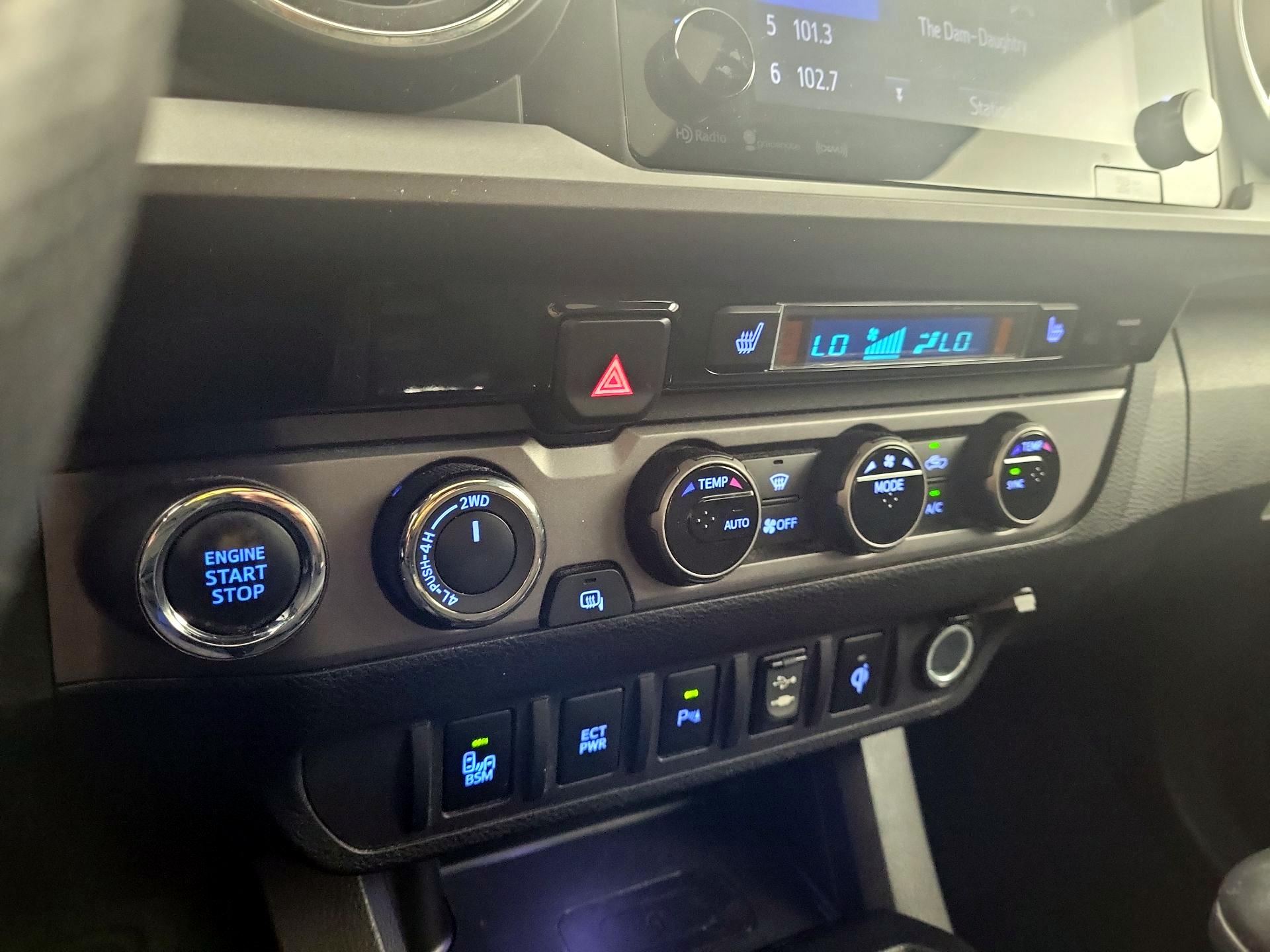Thumbnail: 2017 Toyota Tacoma - 16