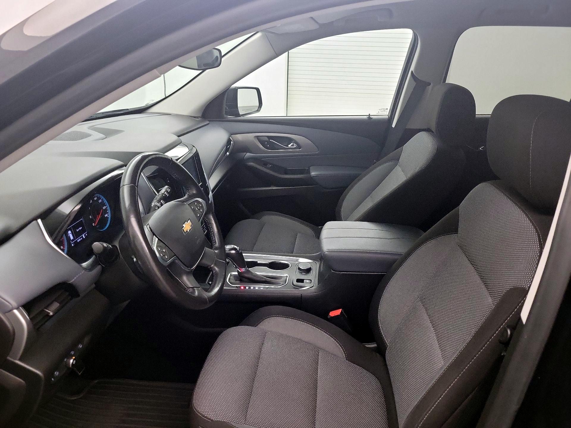 Thumbnail: 2019 Chevrolet Traverse - 11