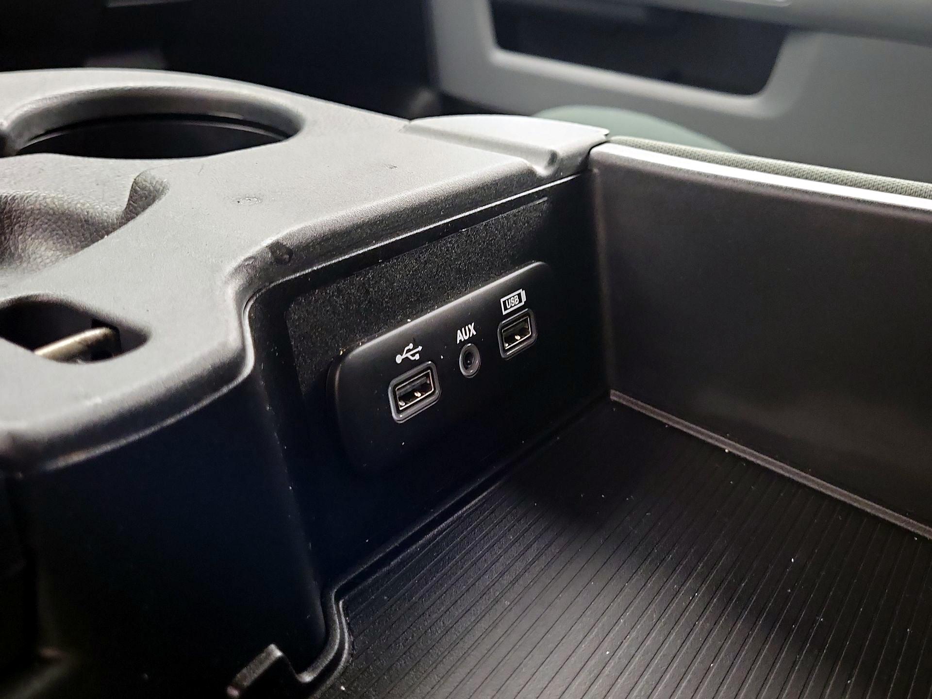 Thumbnail: 2019 RAM 1500 Classic - 17