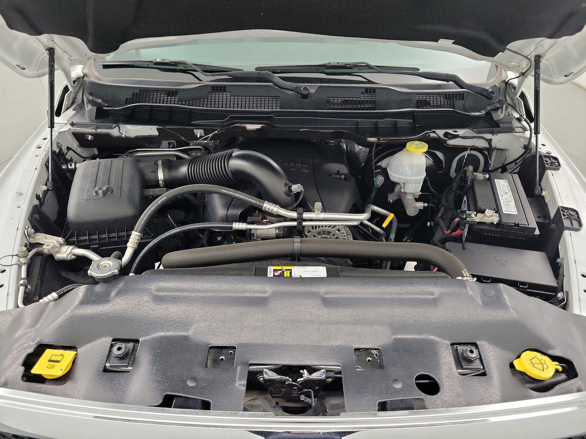 Thumbnail: 2019 RAM 1500 Classic - 19