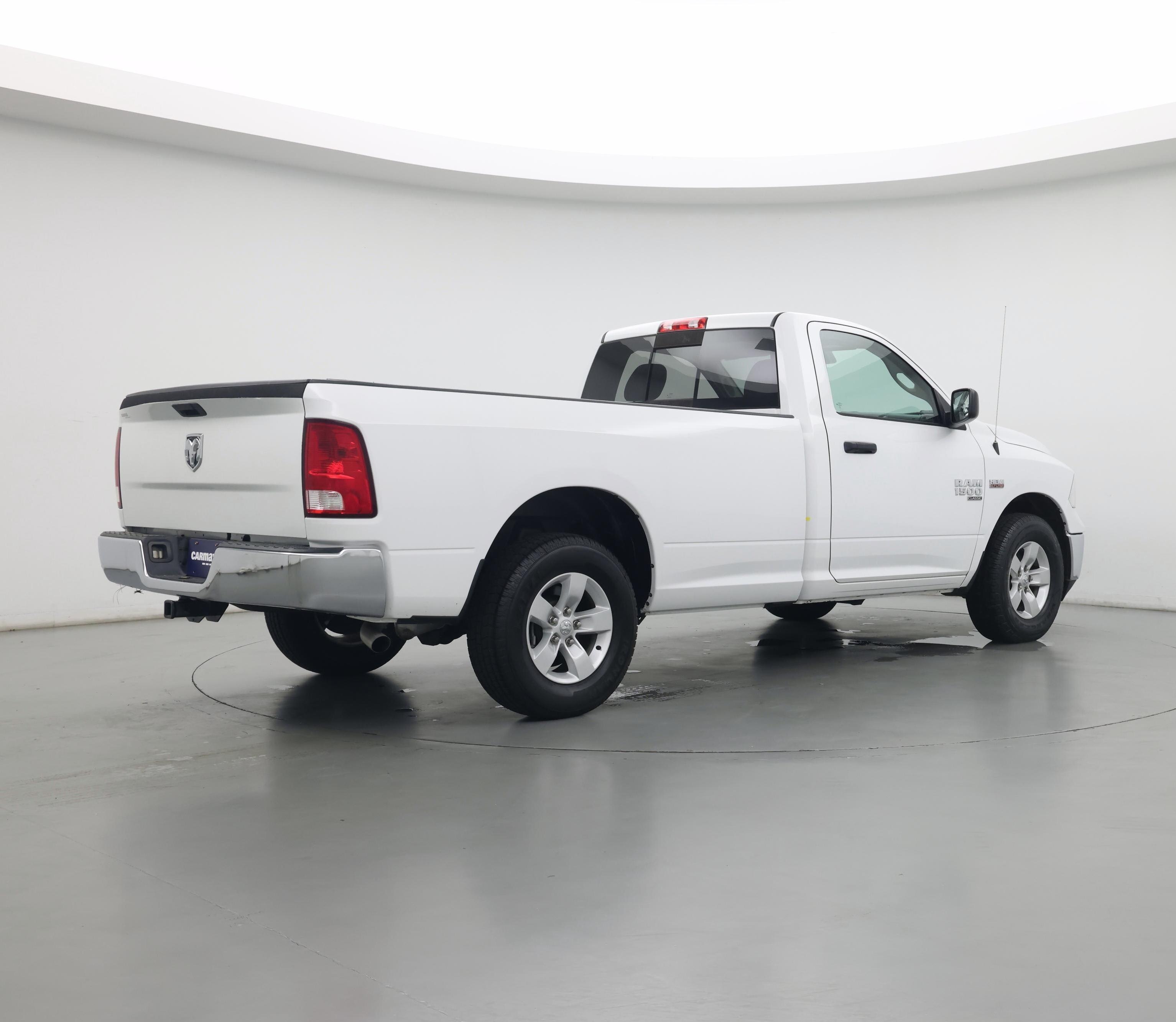 Thumbnail: 2019 RAM 1500 Classic - 7