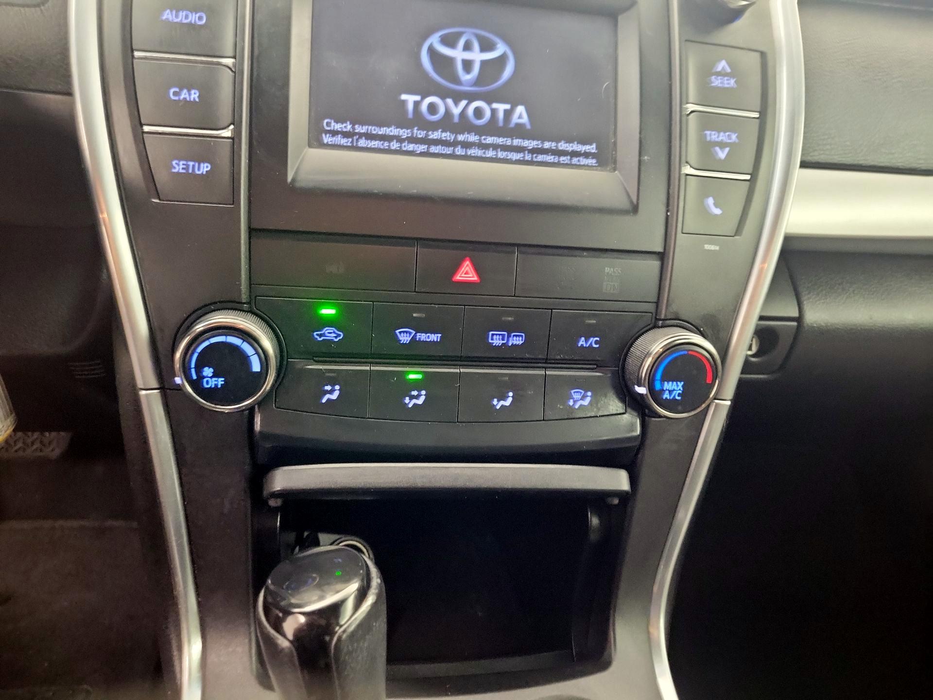 Thumbnail: 2017 Toyota Camry - 15