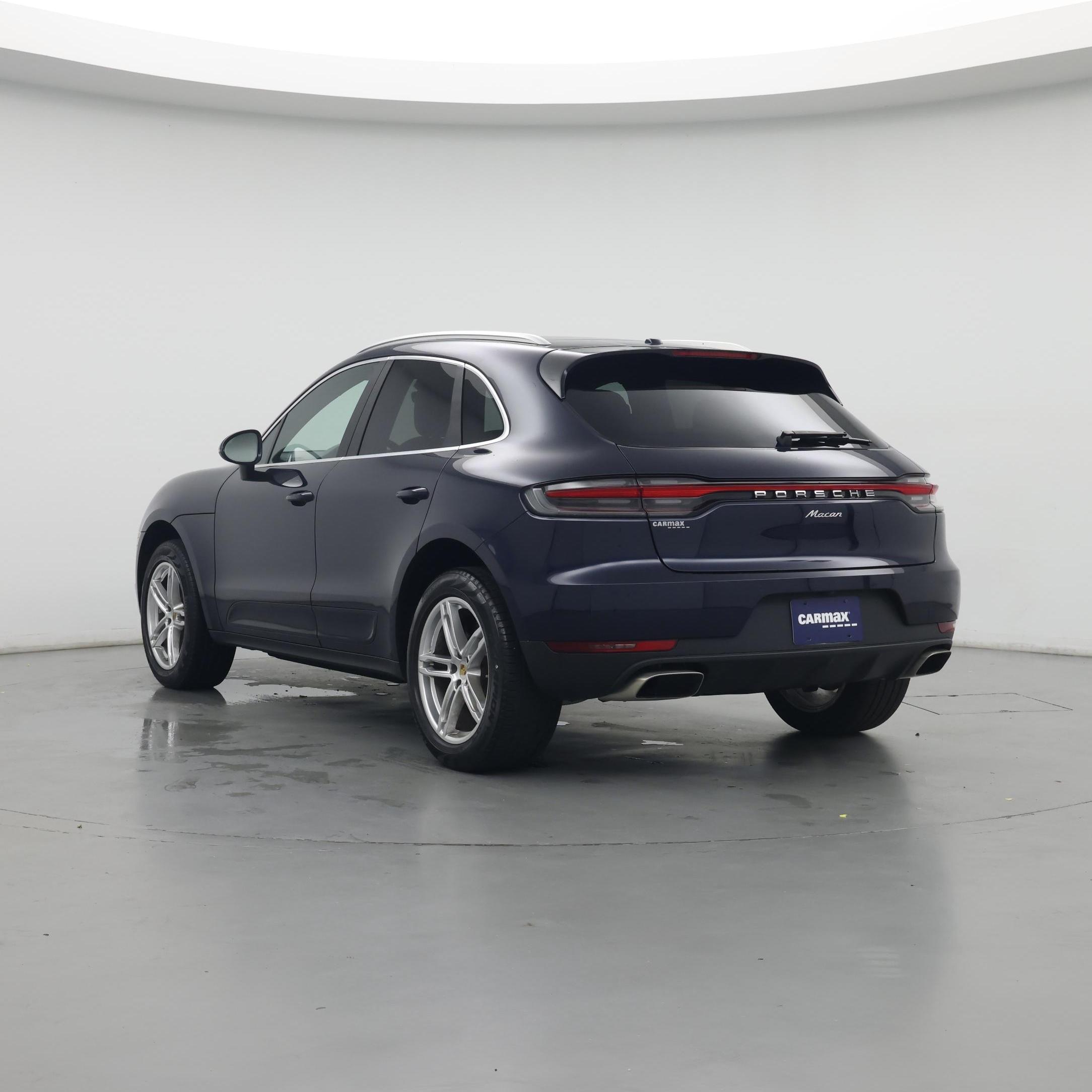 Thumbnail: 2021 Porsche Macan - 2