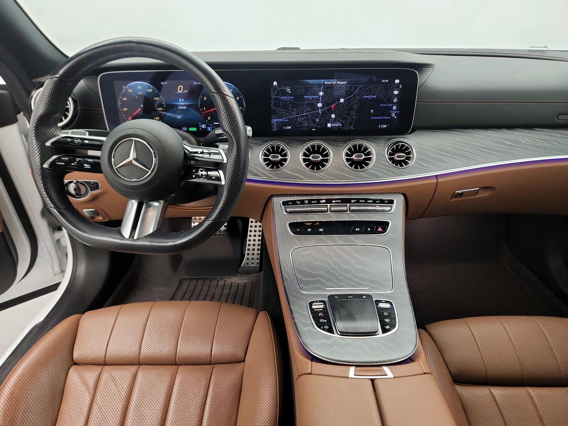 Thumbnail: 2022 Mercedes-Benz E-Class - 9