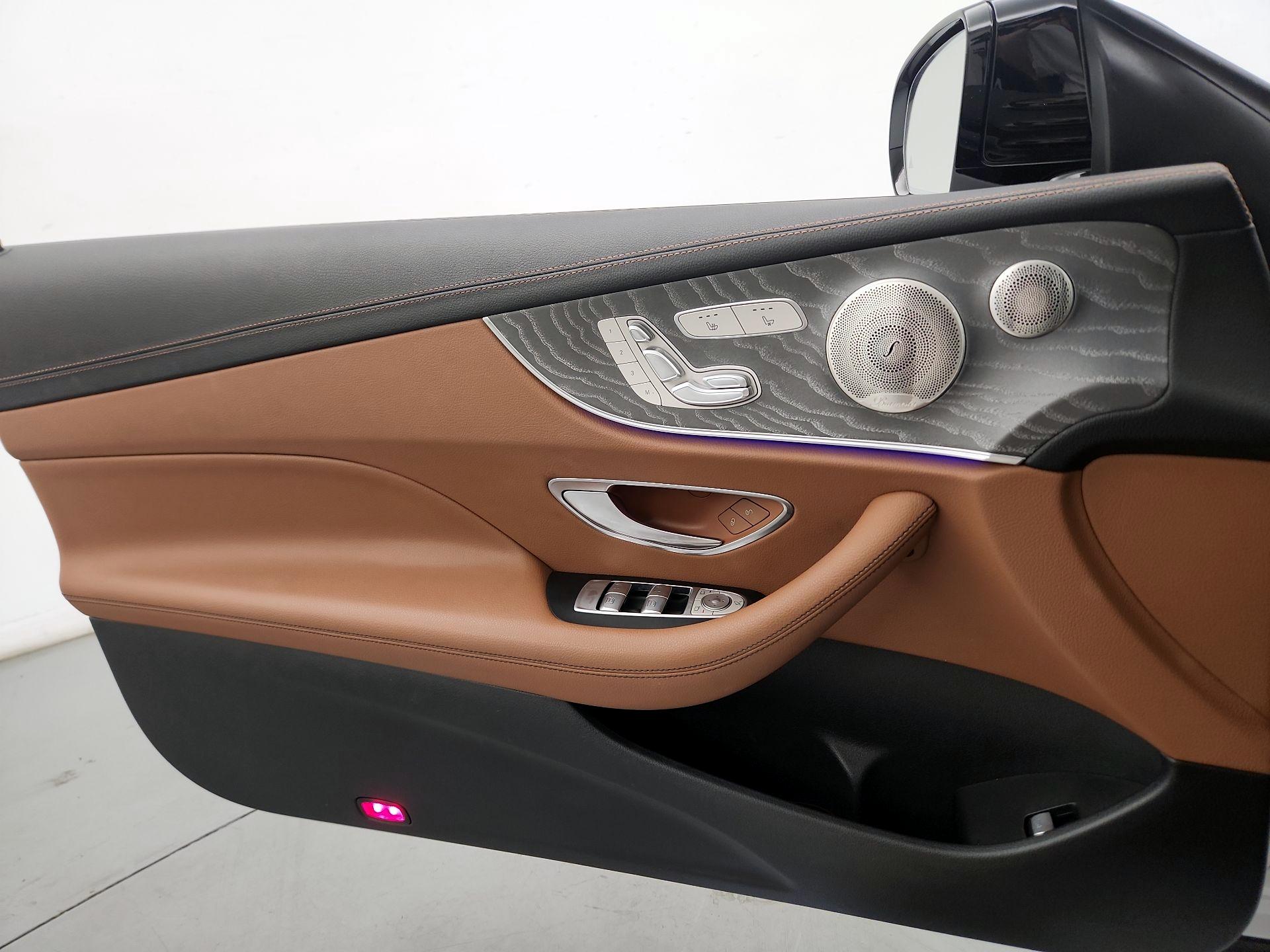 Thumbnail: 2022 Mercedes-Benz E-Class - 12