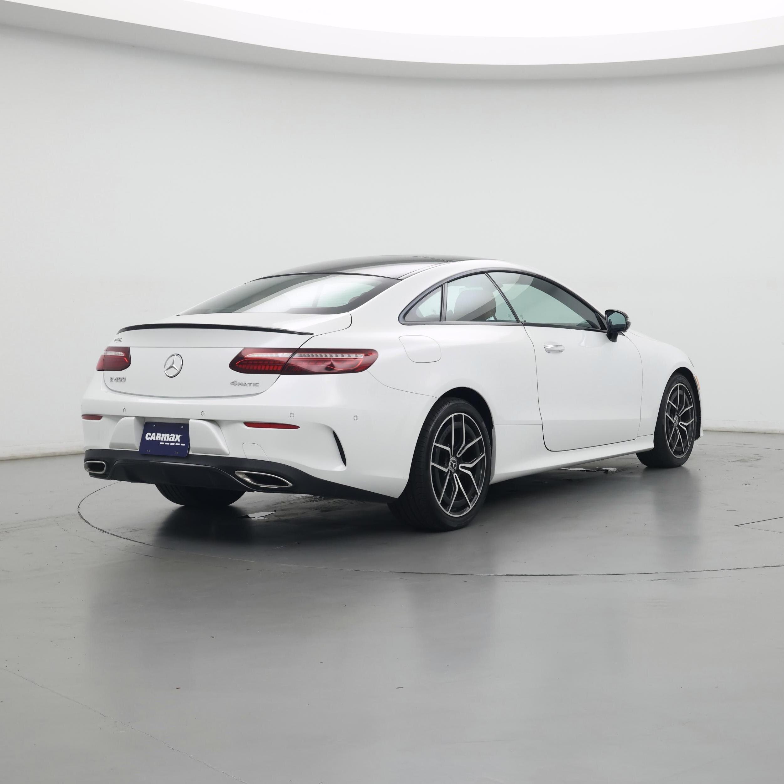 Thumbnail: 2022 Mercedes-Benz E-Class - 8