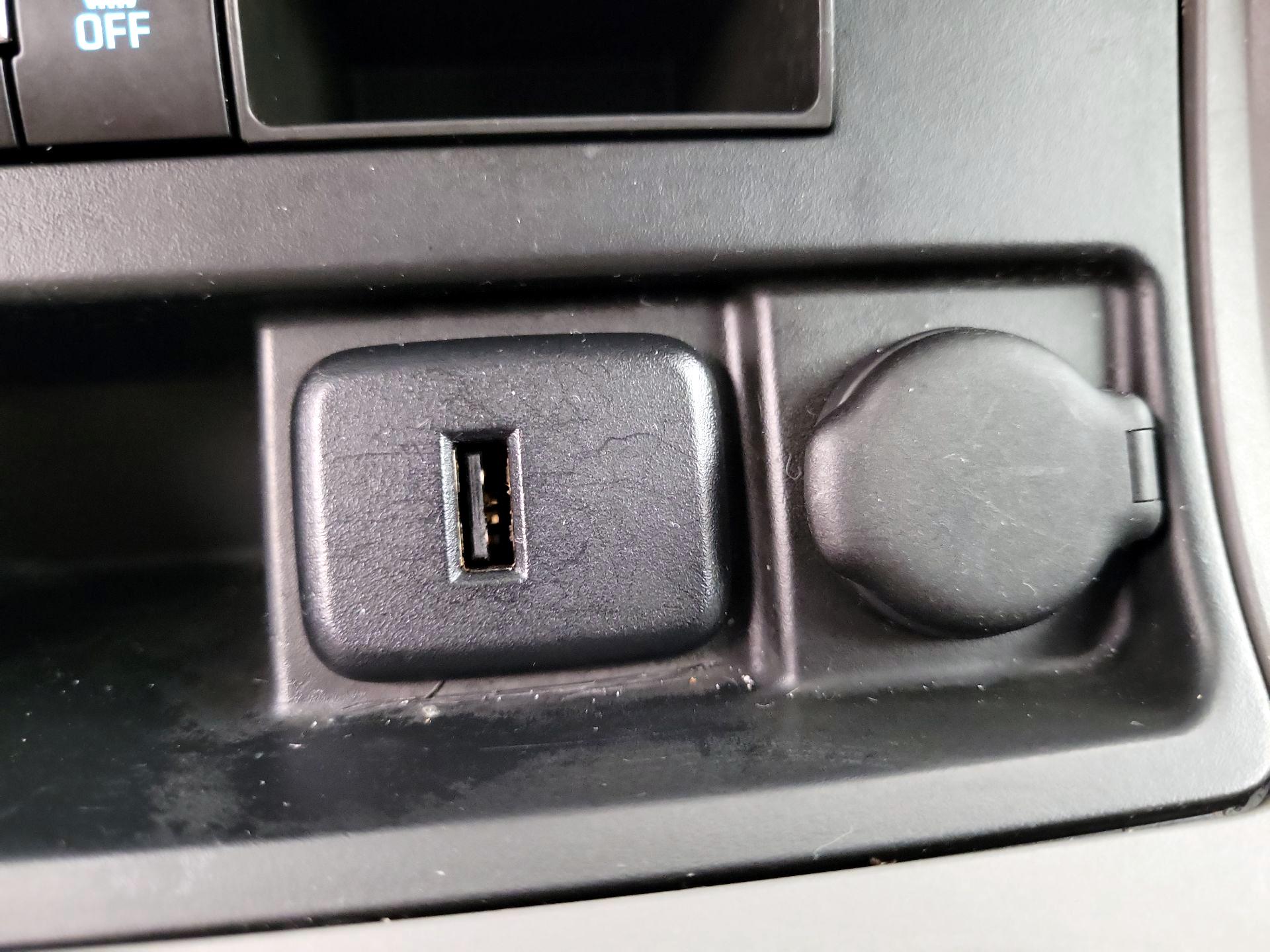 Thumbnail: 2016 Chevrolet Traverse - 17