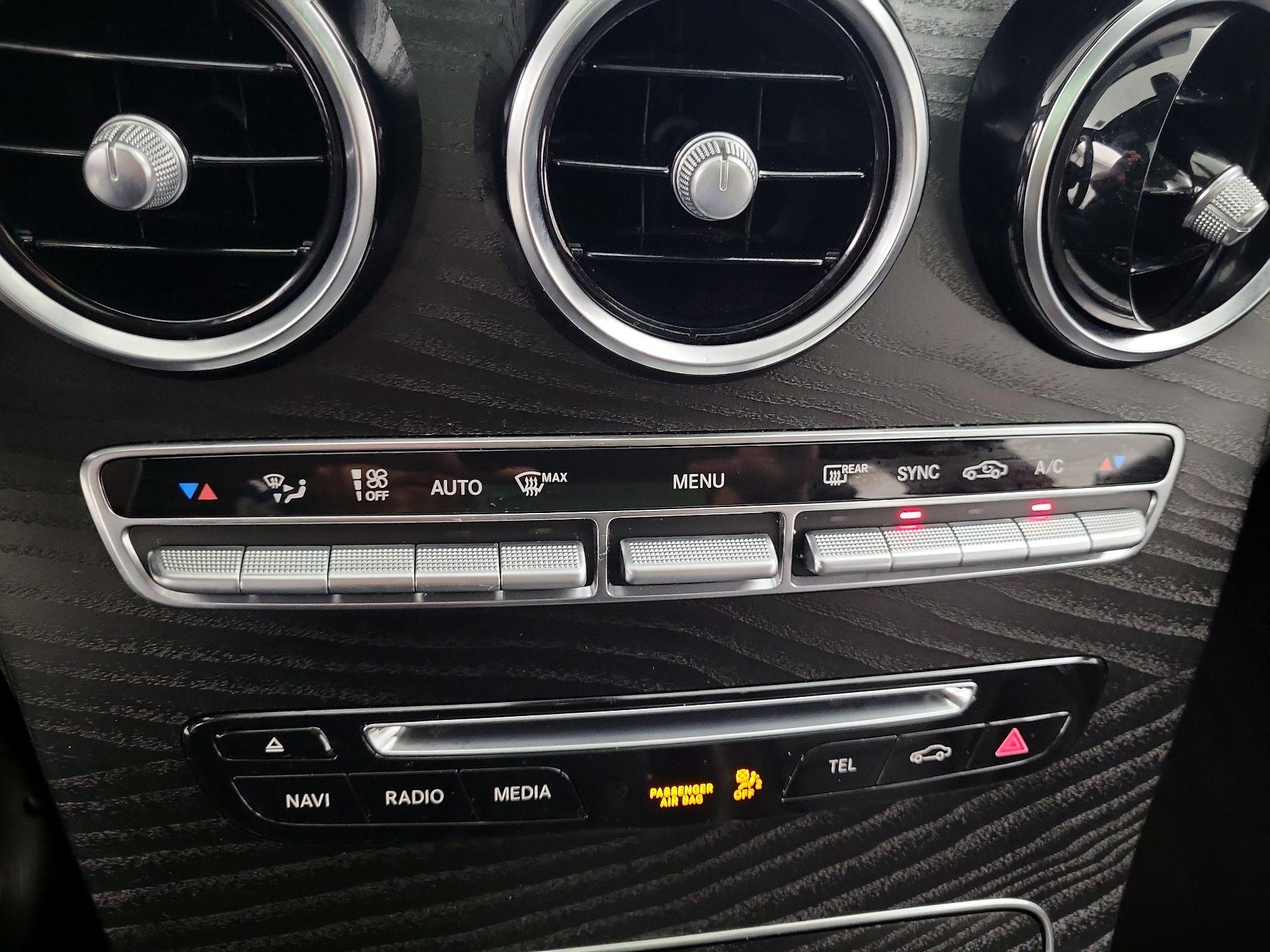 Thumbnail: 2019 Mercedes-Benz GLC - 16