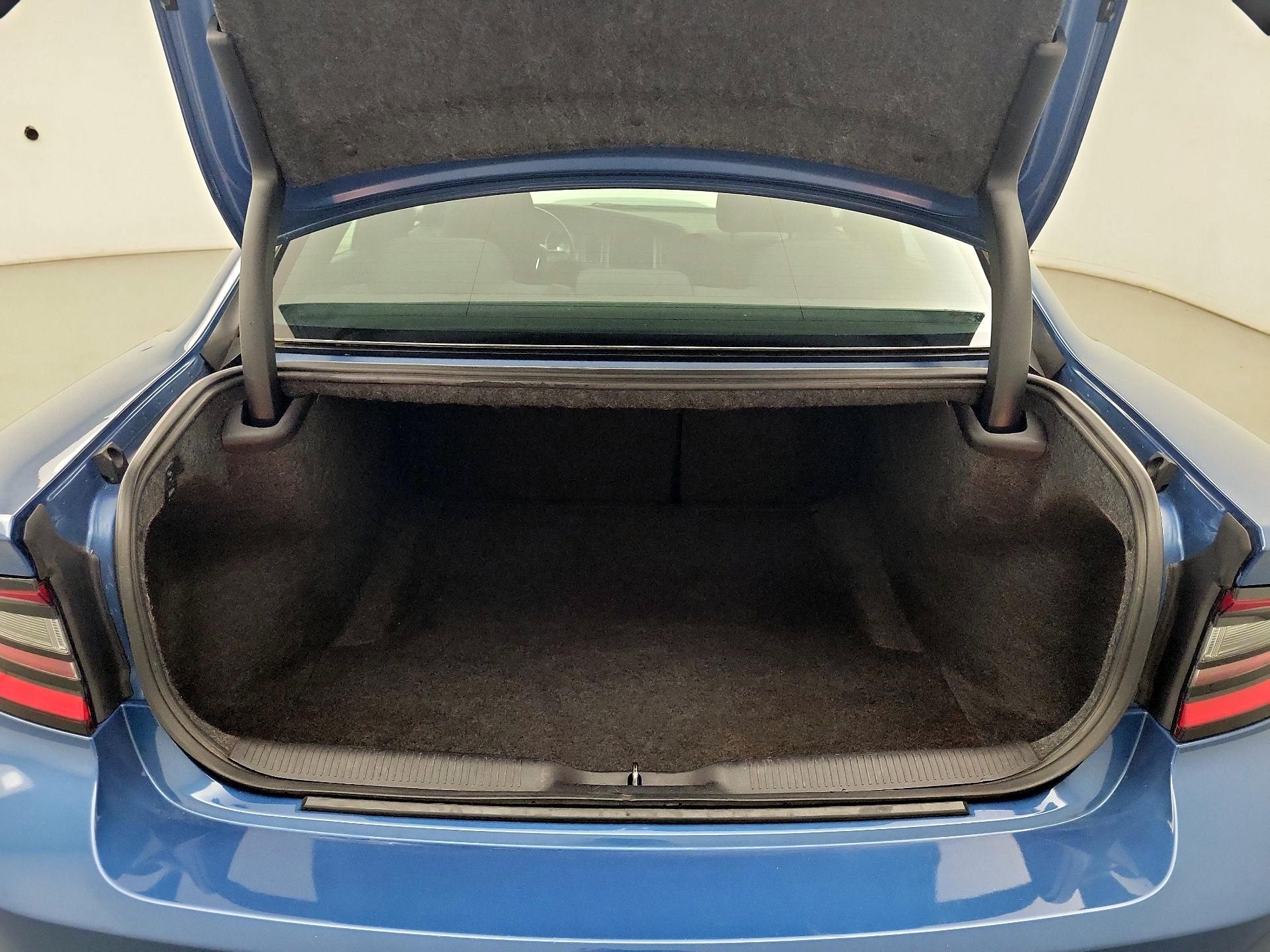 Thumbnail: 2020 Dodge Charger - 20
