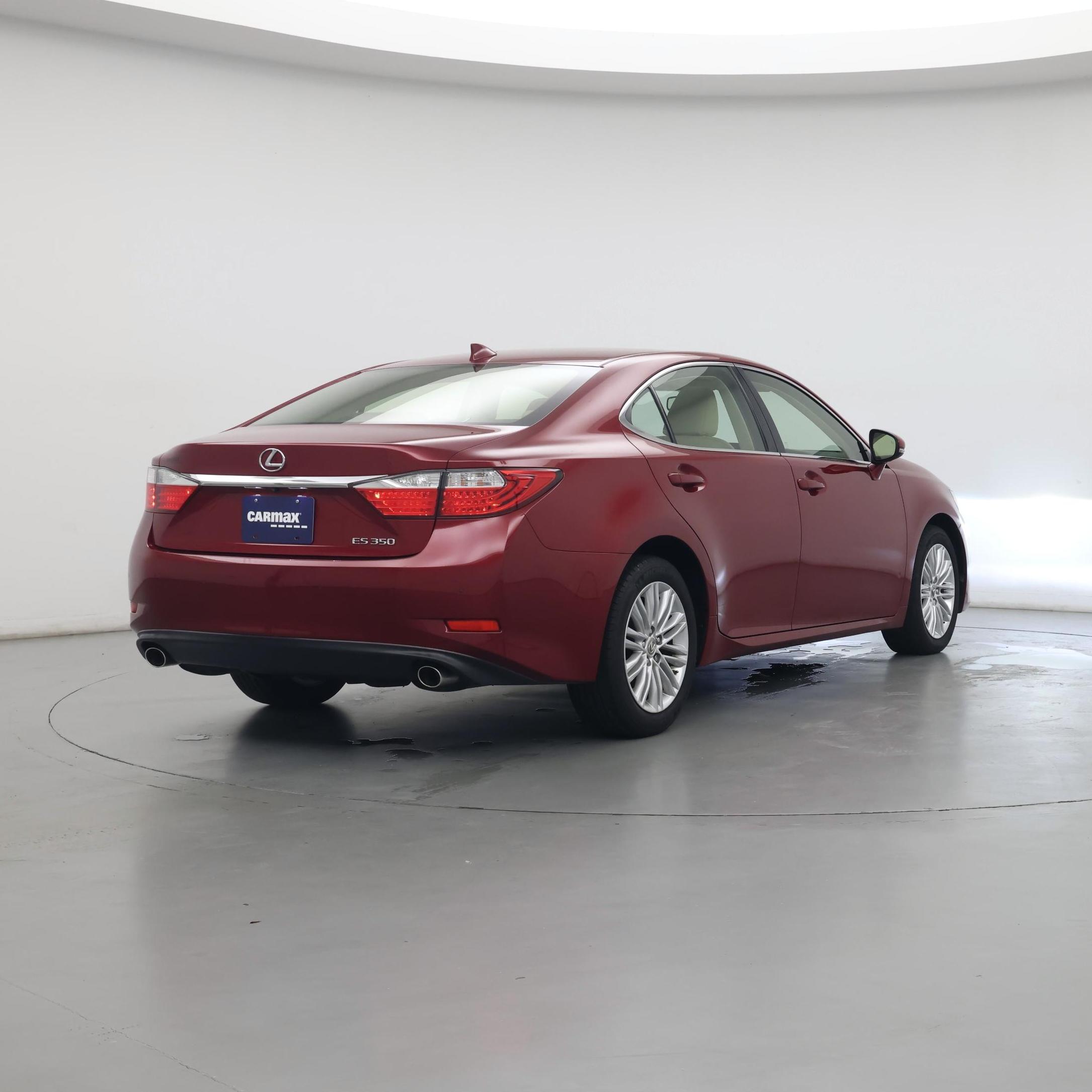 Thumbnail: 2015 Lexus ES - 8