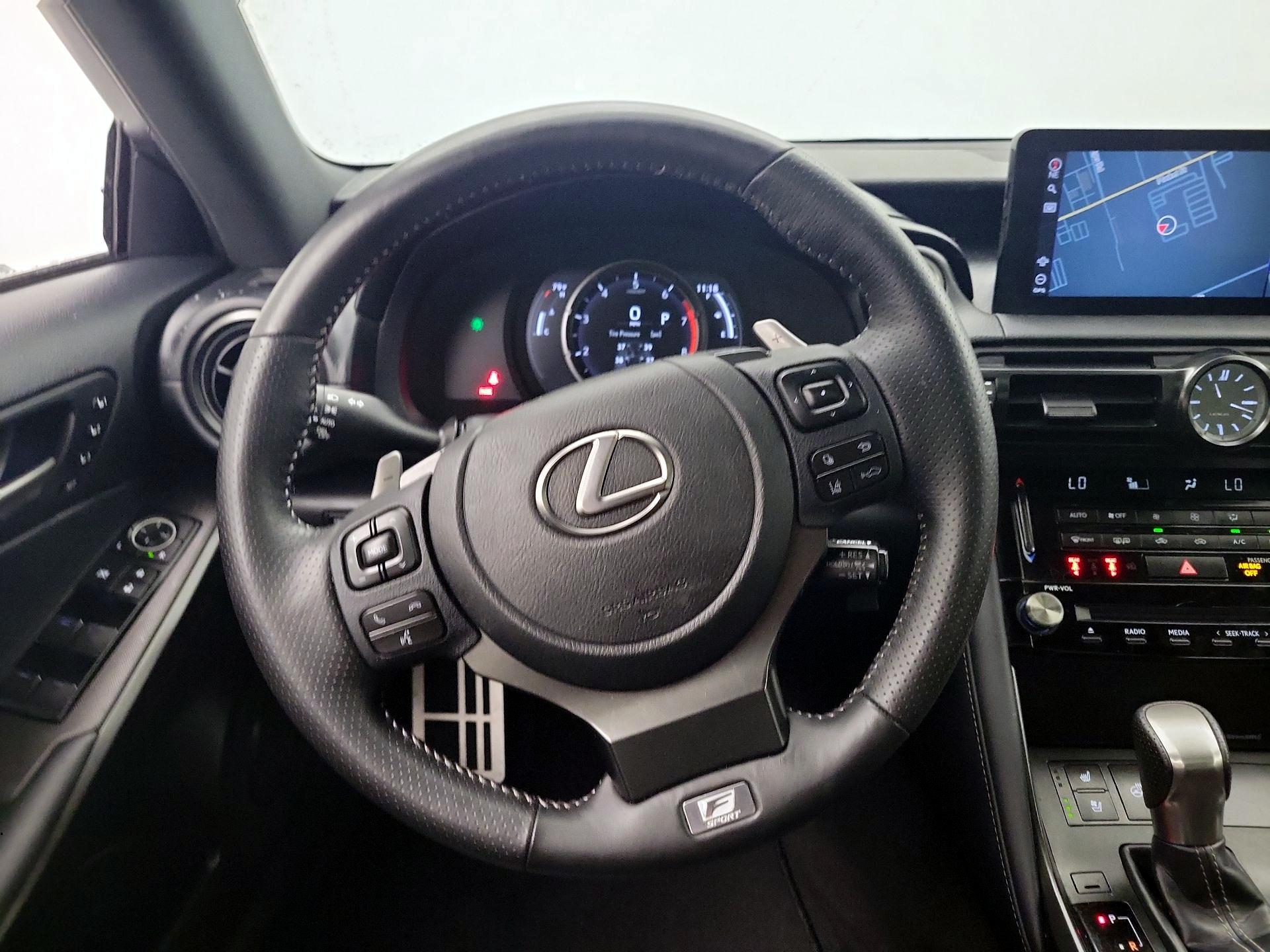 Thumbnail: 2023 Lexus IS - 10